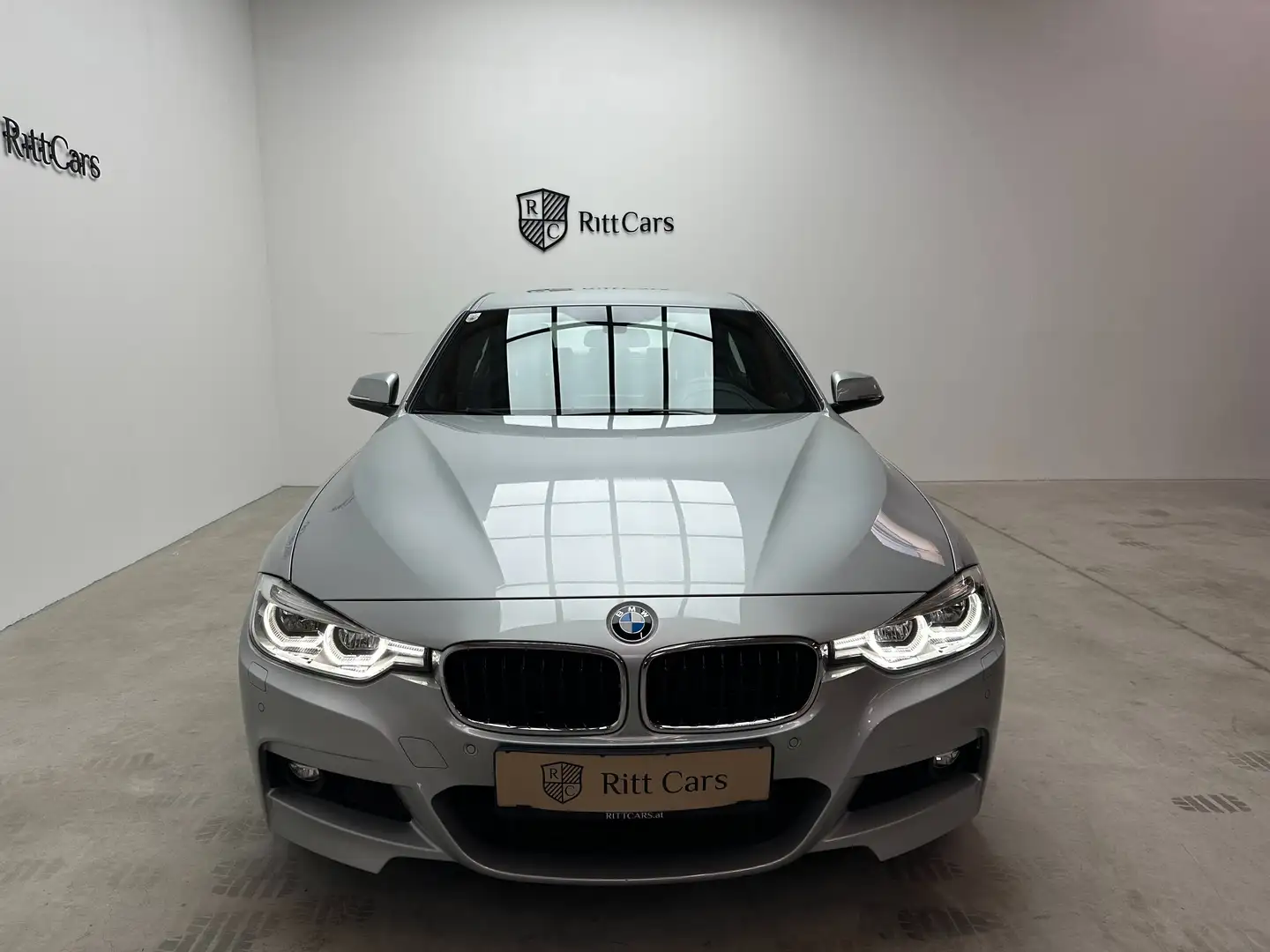 BMW 320 320d xDrive Aut. M-Sport - Neuwertig - LED - 8Fach Silber - 1