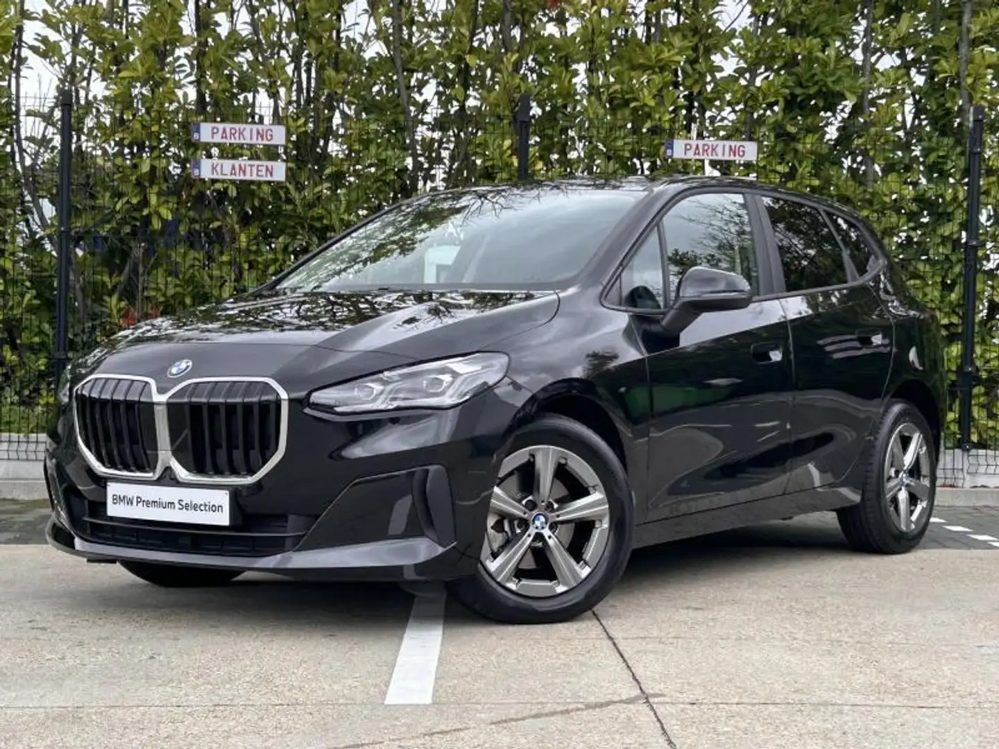 BMW 218 Active Tourer Zwart - 1