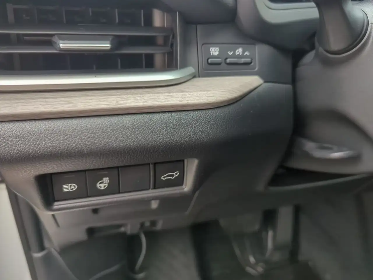 Toyota Grand Highlander снимка Toyota Grand Highlander