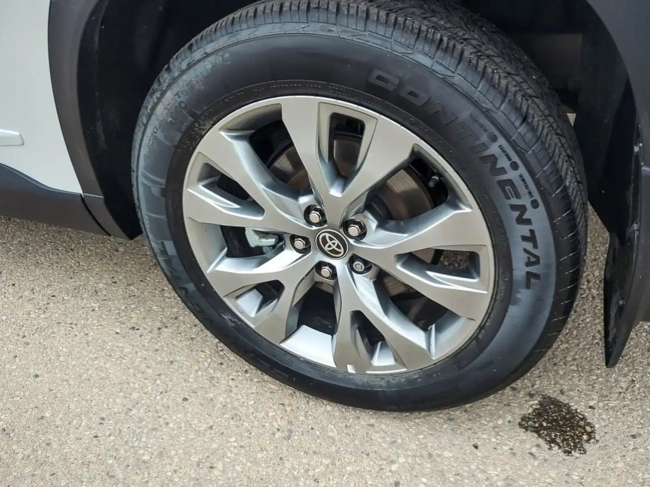 Toyota Grand Highlander снимка Toyota Grand Highlander