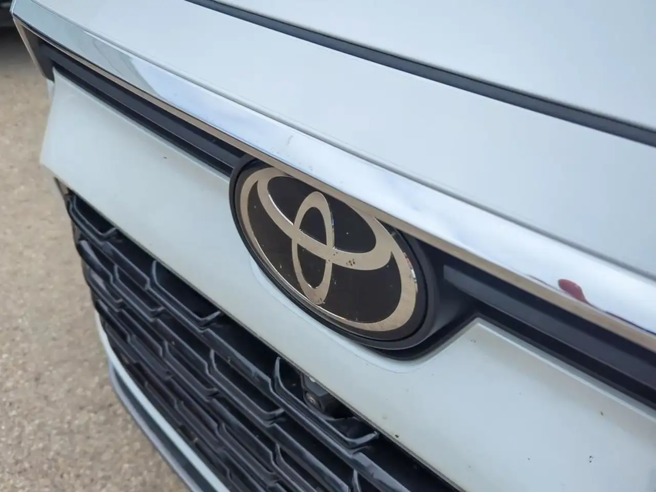 Toyota Grand Highlander снимка Toyota Grand Highlander