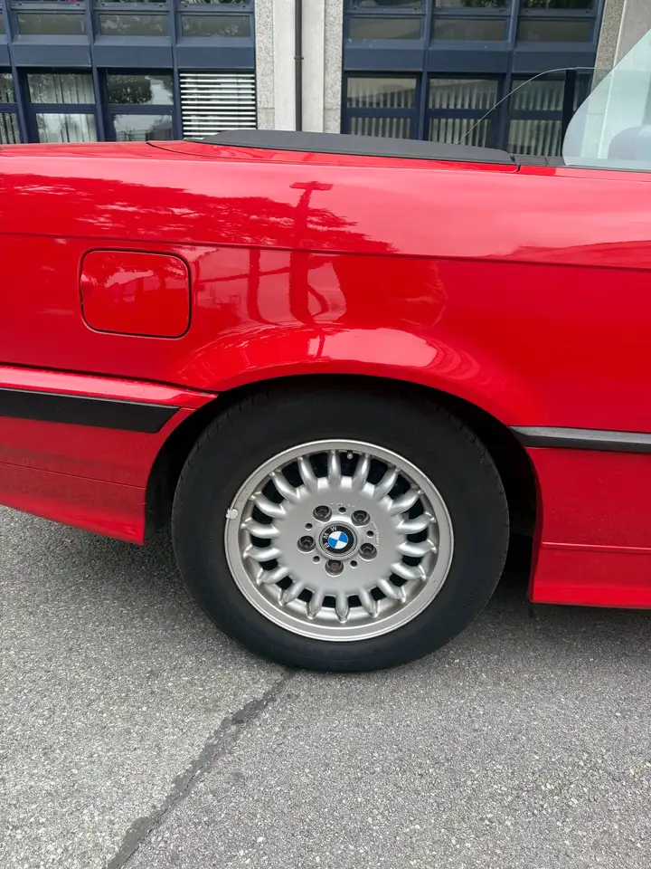 BMW 325i, foto 9