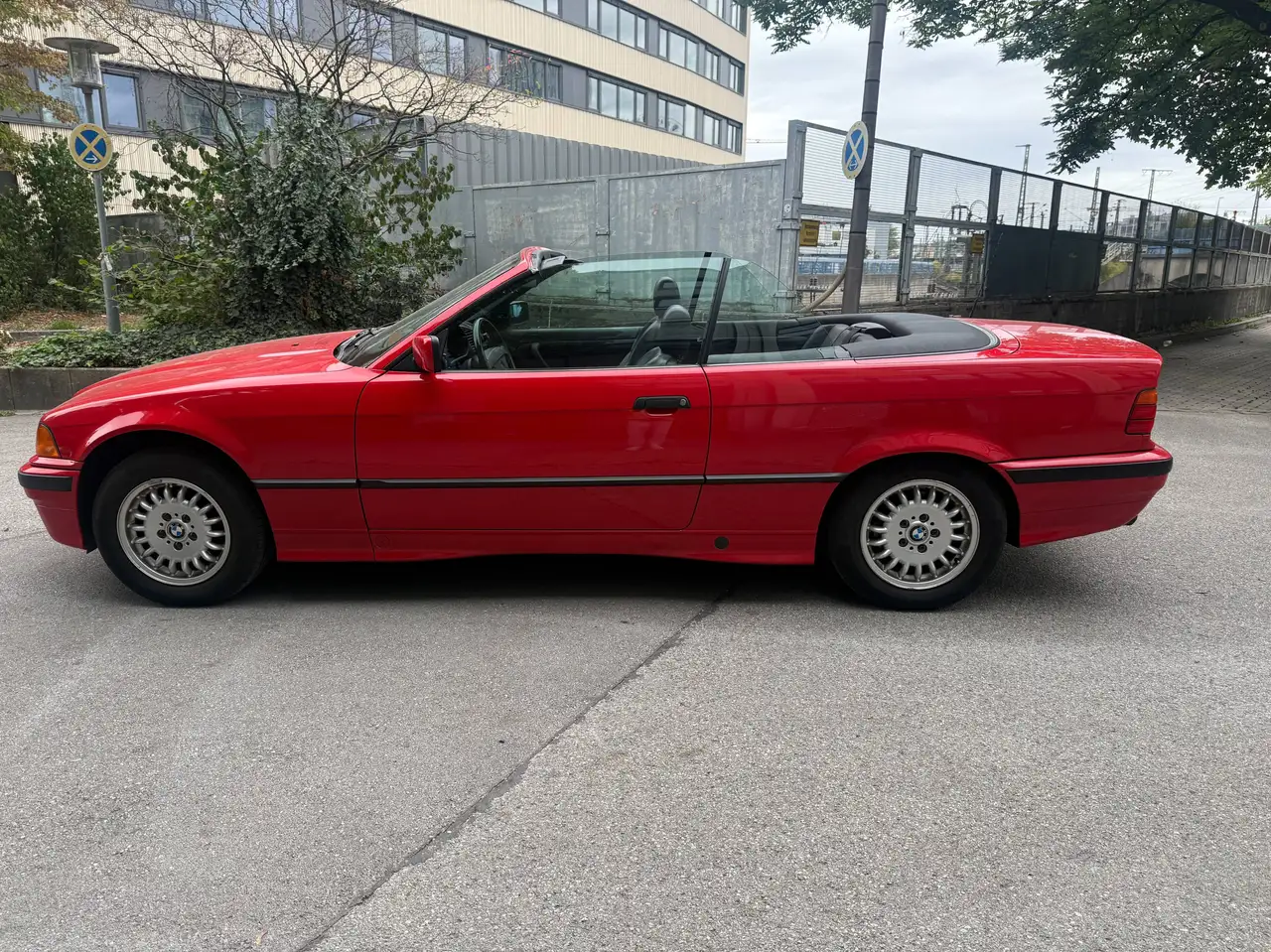 BMW 325i, foto 2