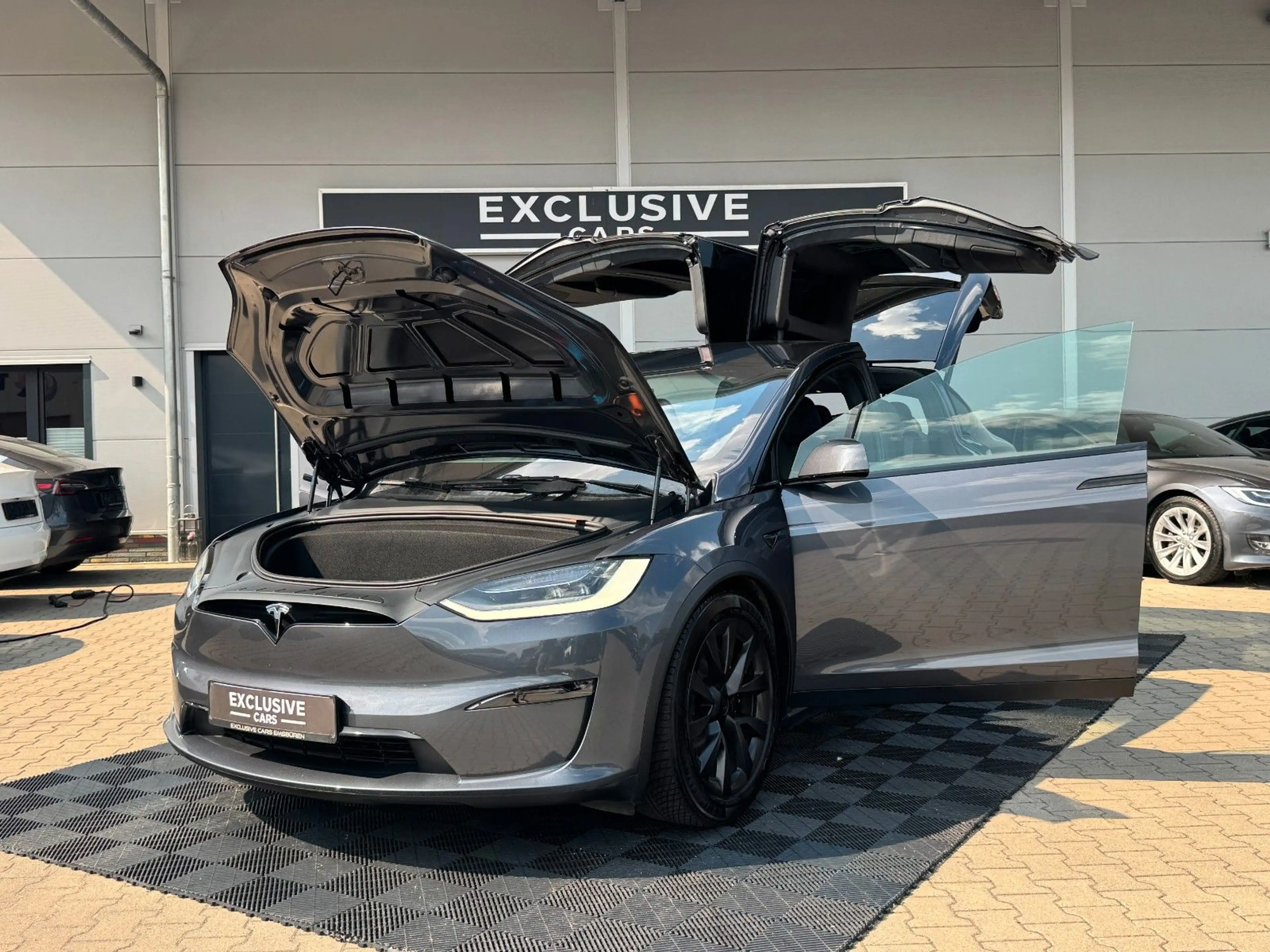 Tesla Model X MODEL X PALLADIUM | HW 4 | 7 SEATER | RYZEN — photo 3