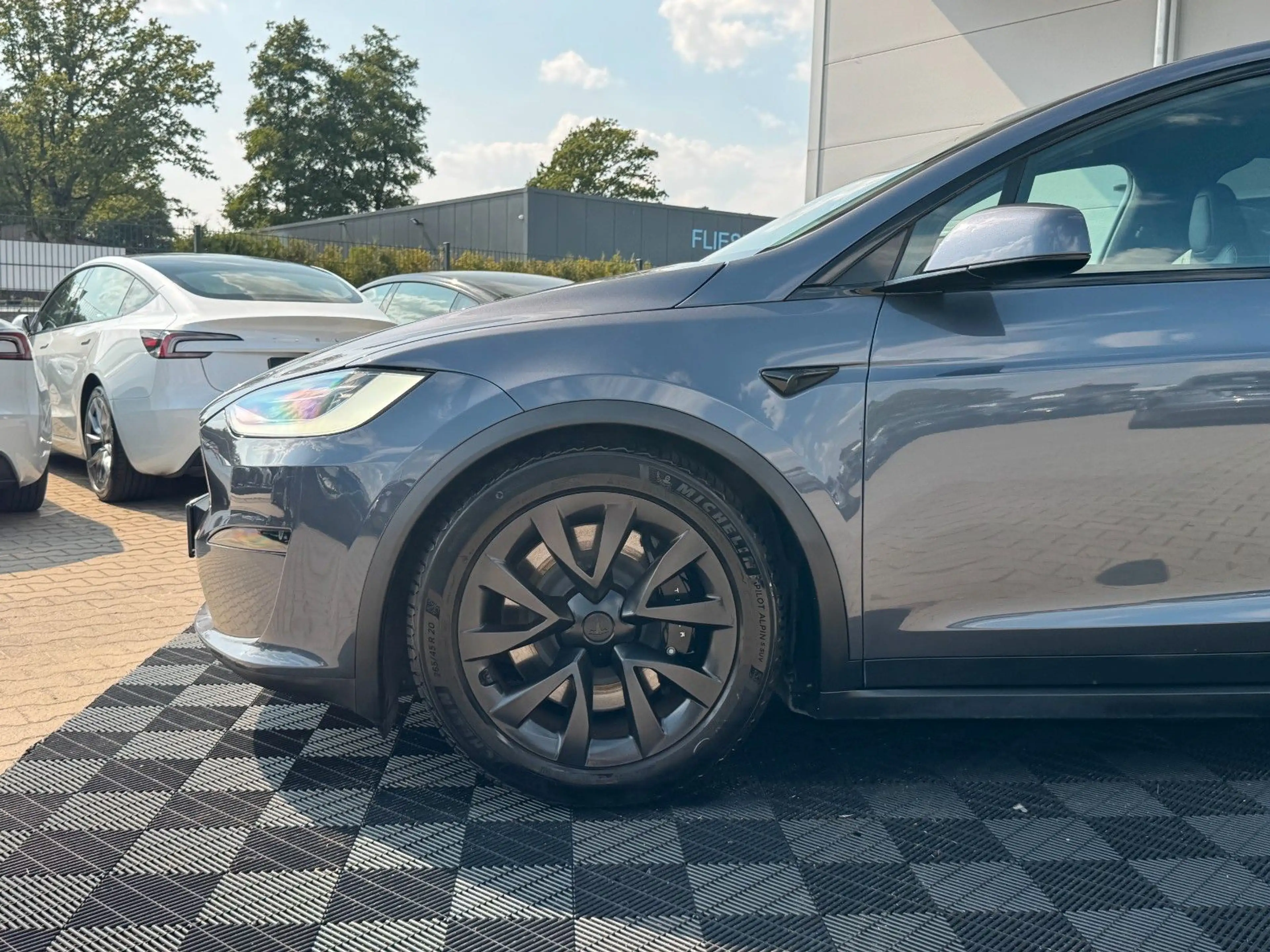 Tesla Model X MODEL X PALLADIUM | HW 4 | 7 SEATER | RYZEN — photo 5