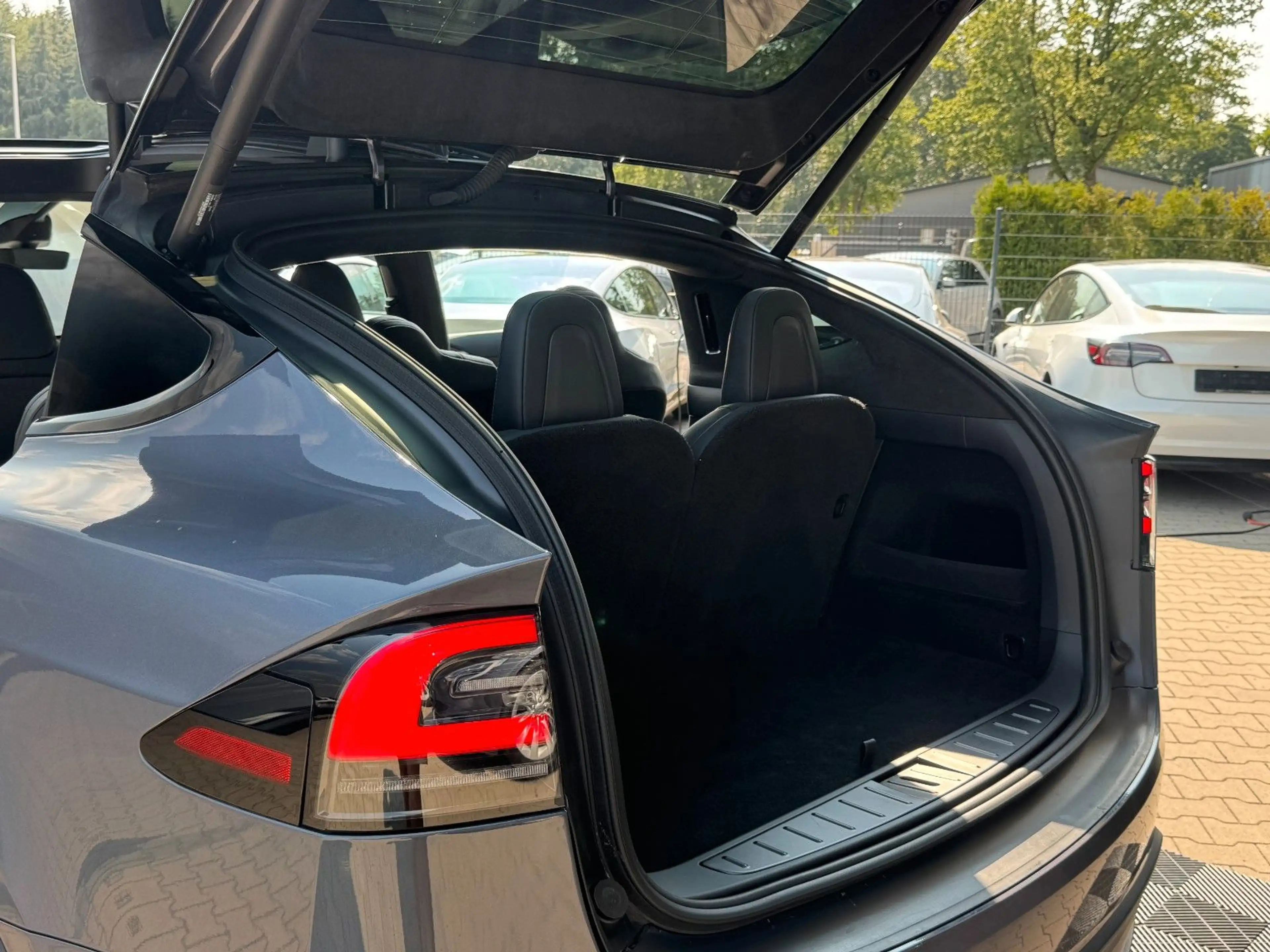 Tesla Model X MODEL X PALLADIUM | HW 4 | 7 SEATER | RYZEN — photo 12