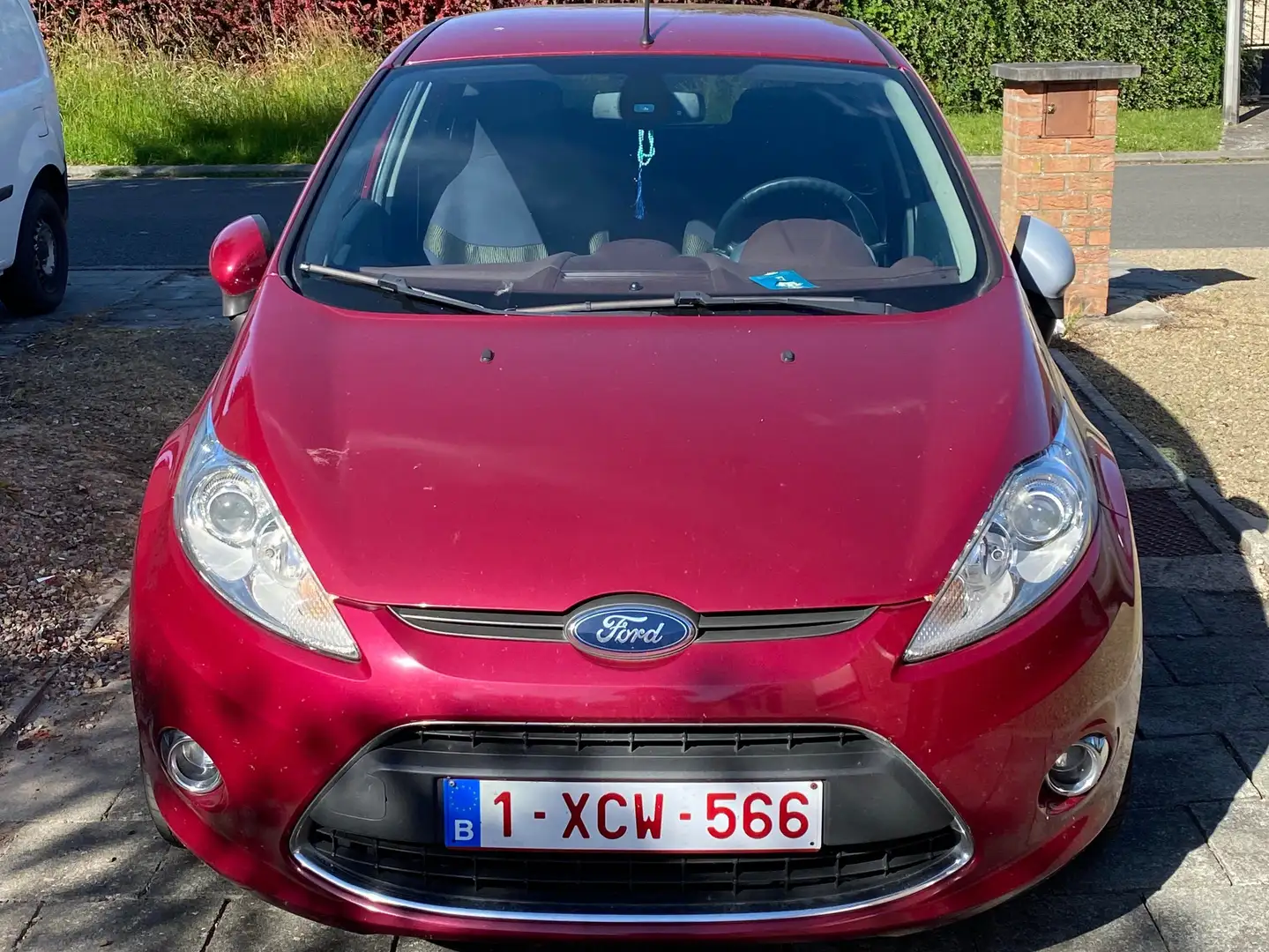 Ford Fiesta 1.6 TDCi 95 FAP ECOnetic Rouge - 1