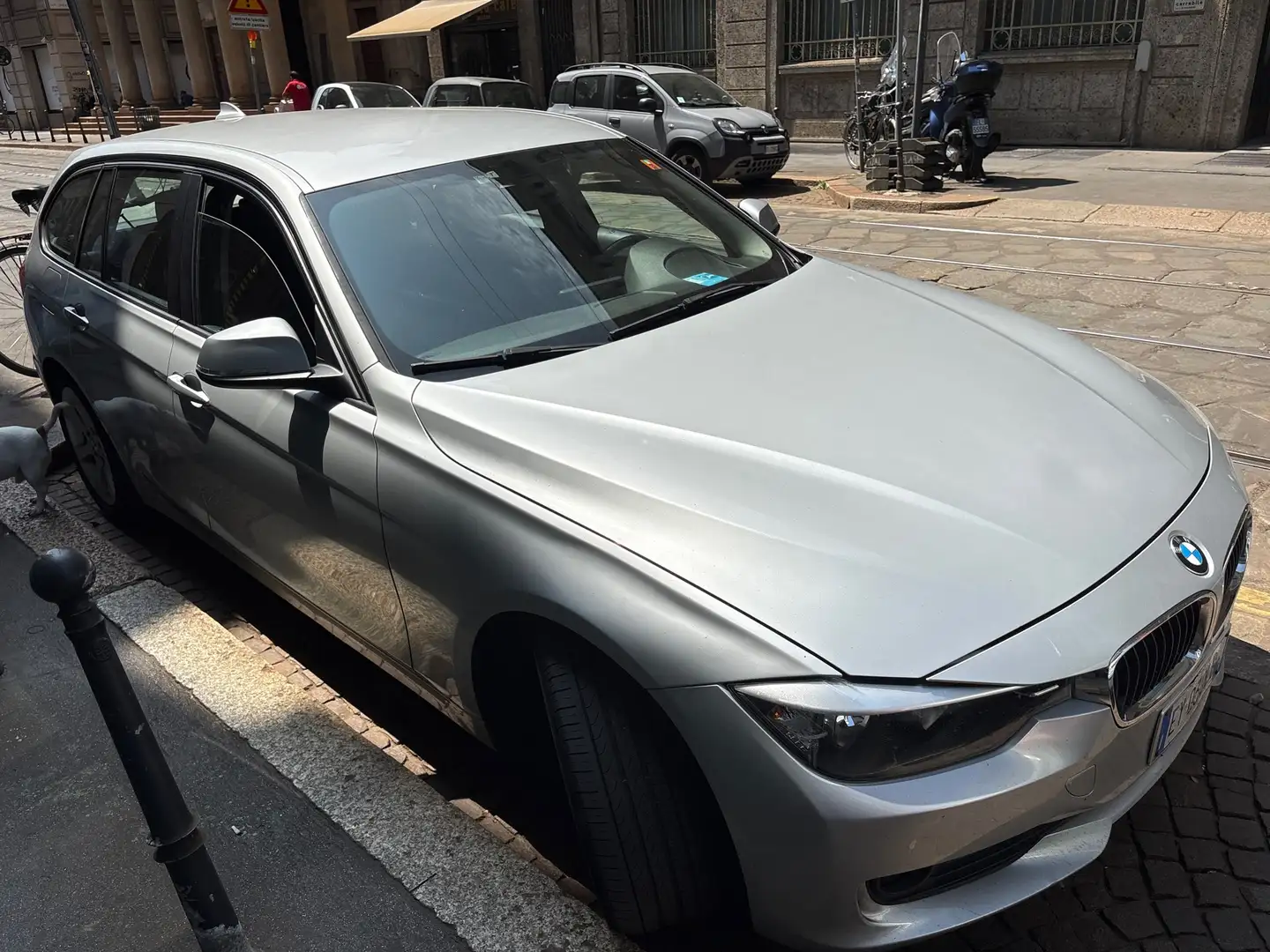 BMW 320 320d Touring Msport auto Argento - 2