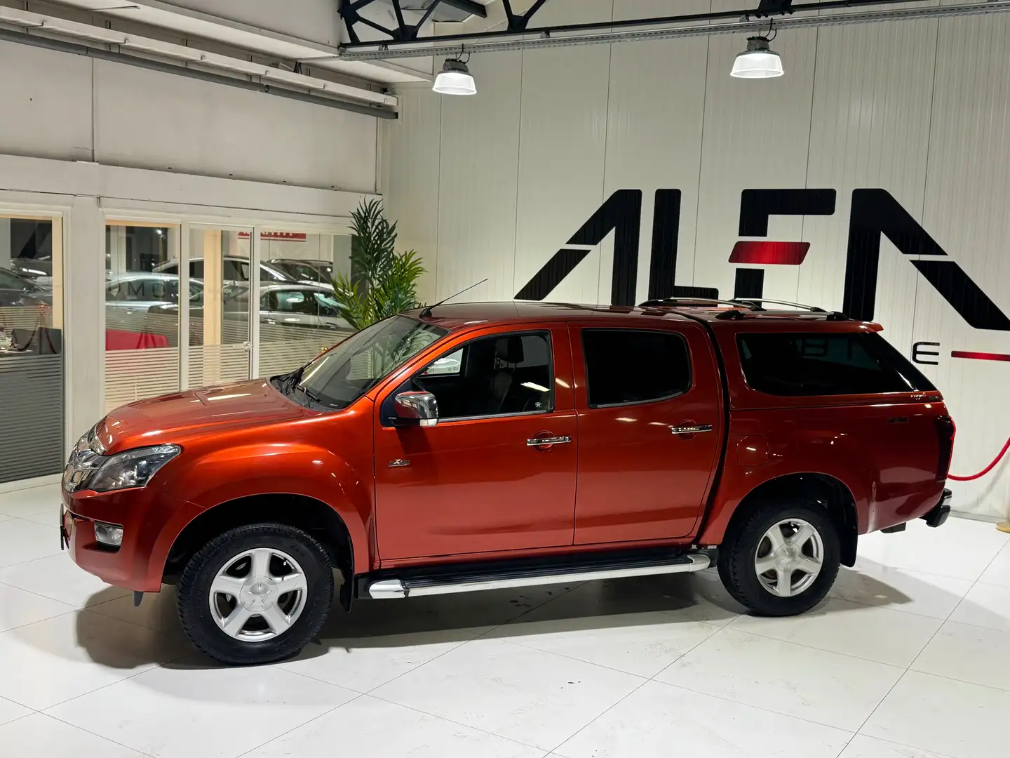 Isuzu D-Max 2.5 Turbo Di 4WD LSX Generation Hard.+GD*Garantie* Rood - 2