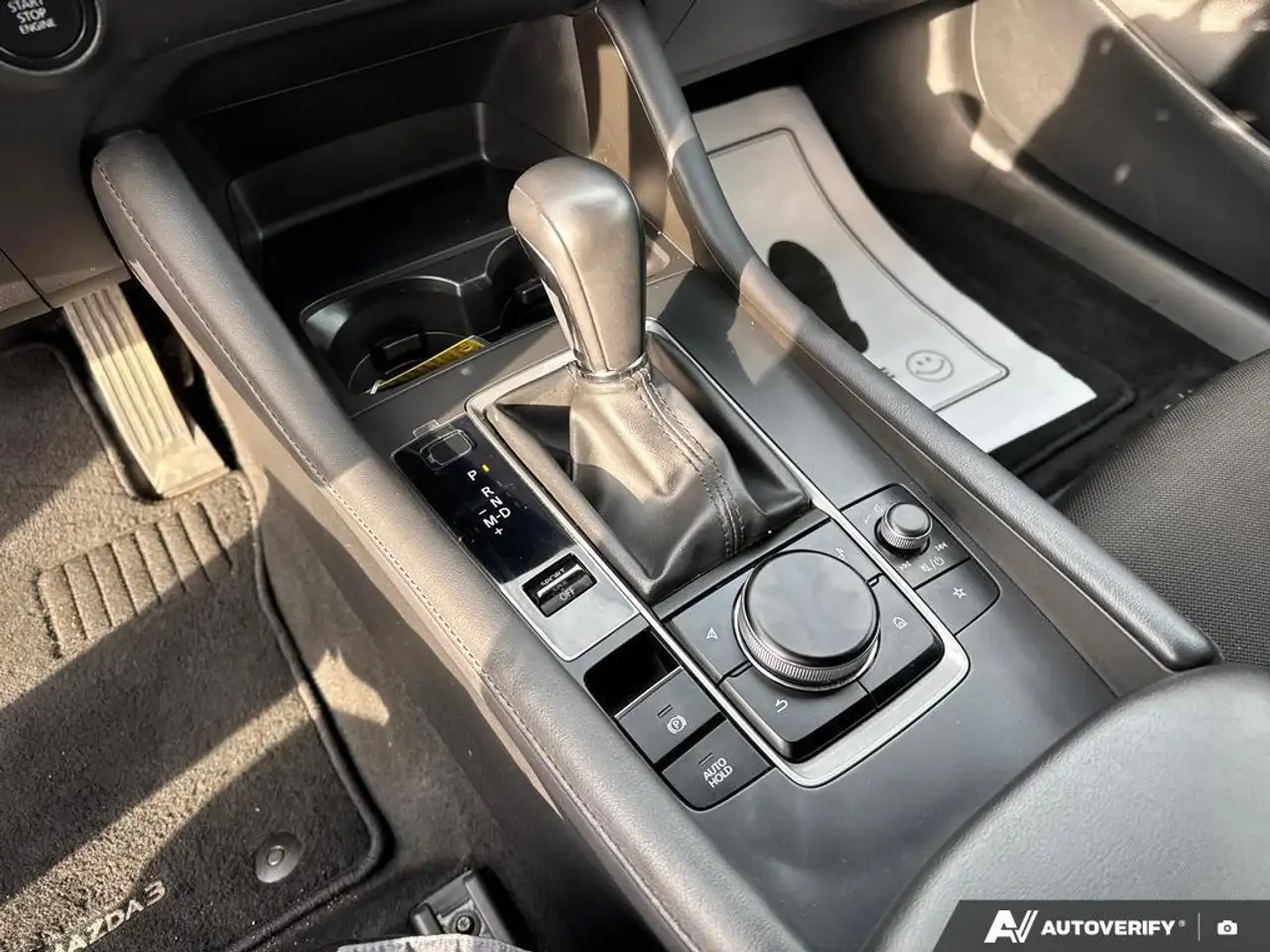 Mazda 3 снимка Mazda 3
