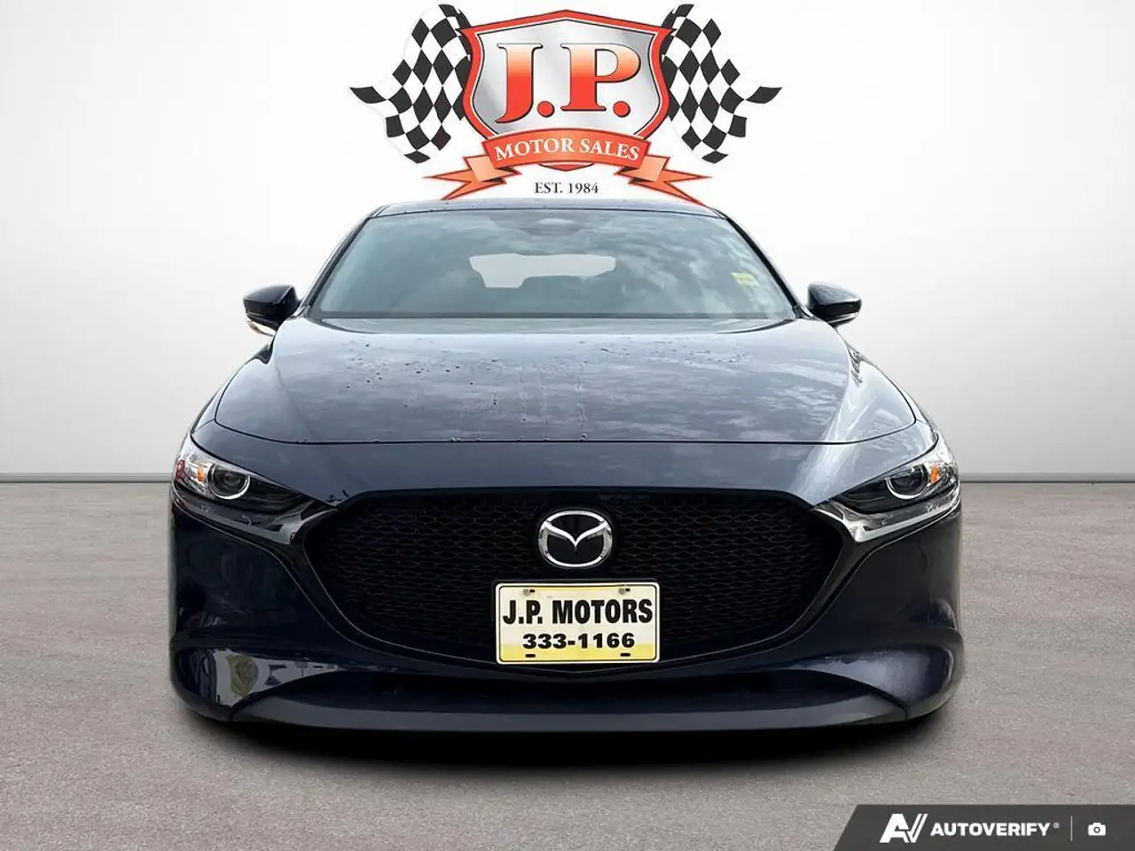 Mazda 3 снимка Mazda 3