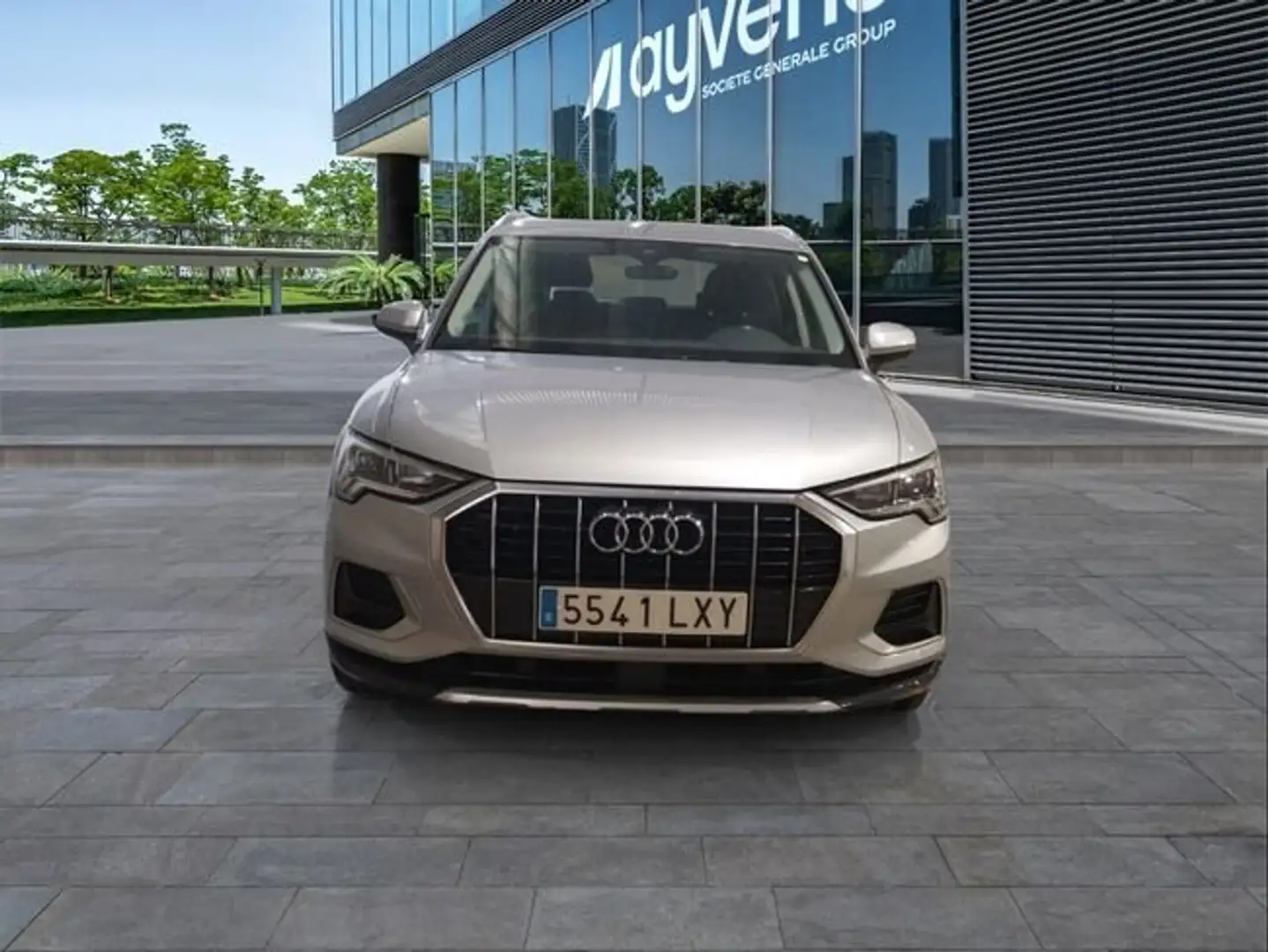 Audi Q3 35 TFSI Advanced S tronic Plateado - 2
