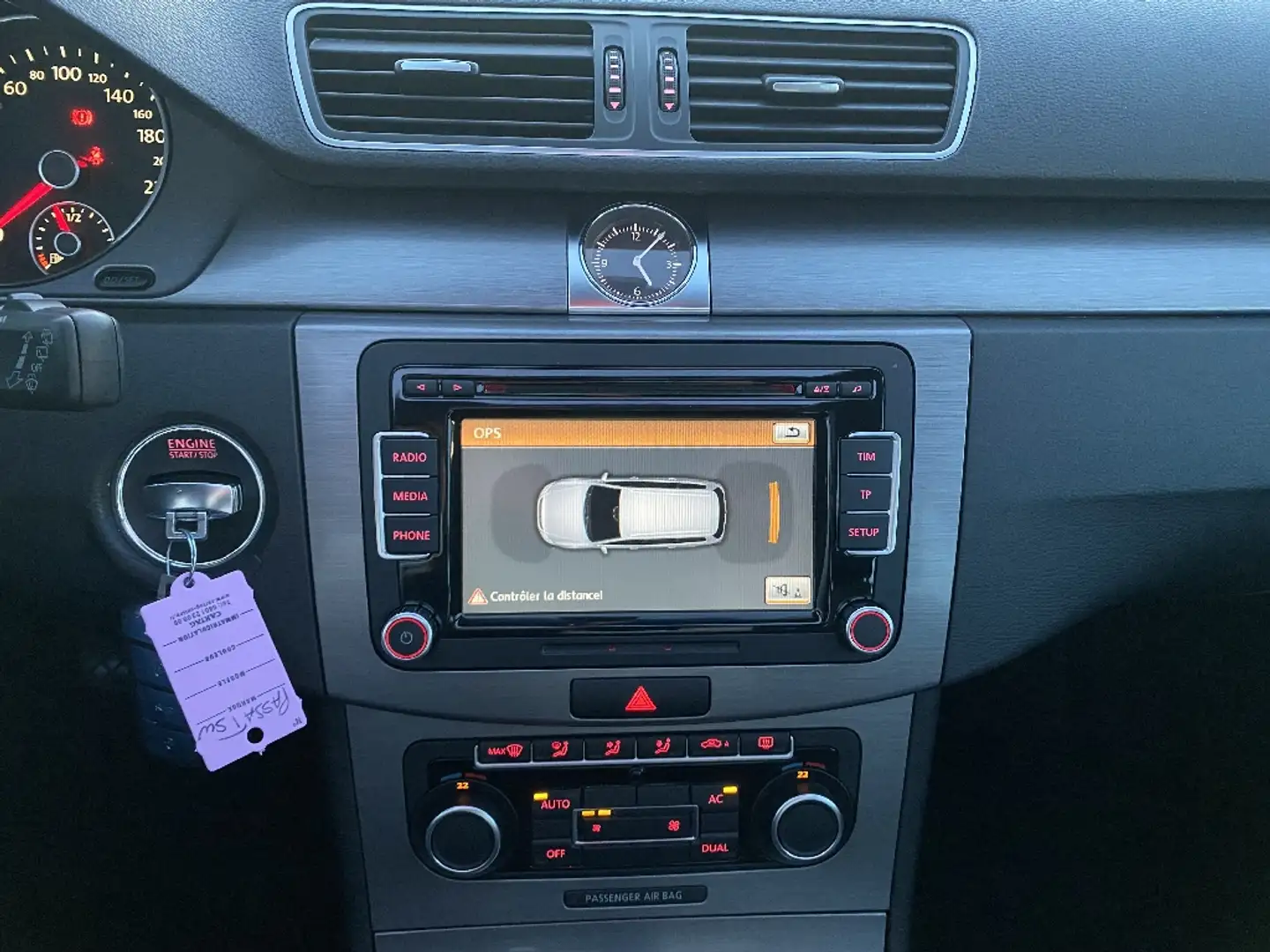 Volkswagen Passat 1.6 TDI 105 Confortline - 2