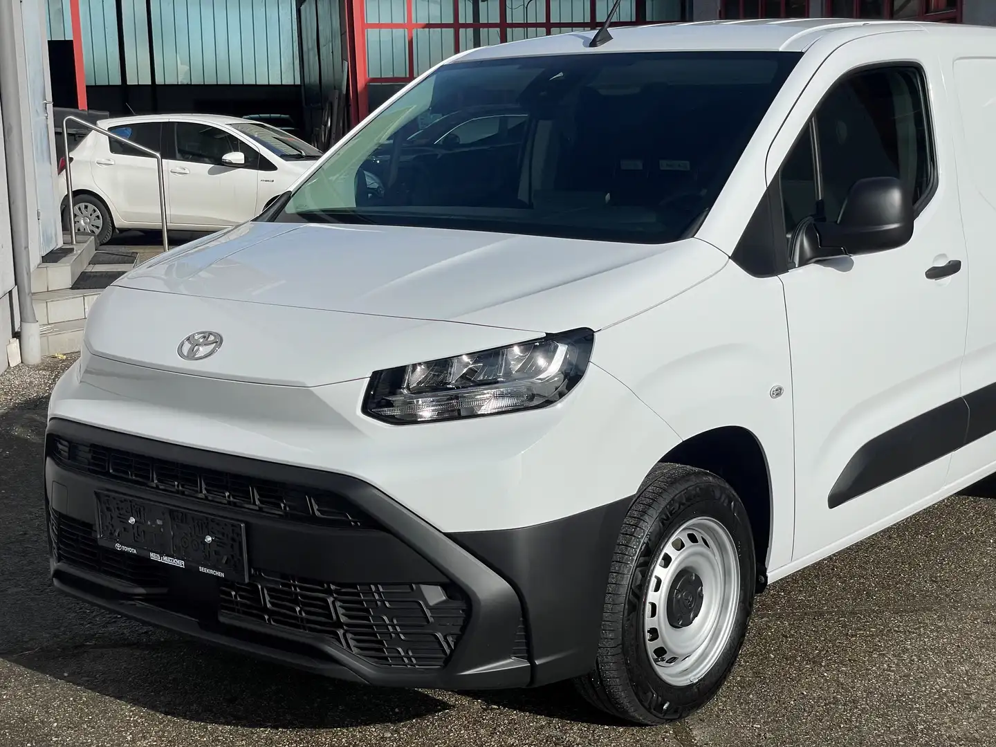 Toyota Proace City ProWork L1 1,5 D4D 102 Weiß - 2