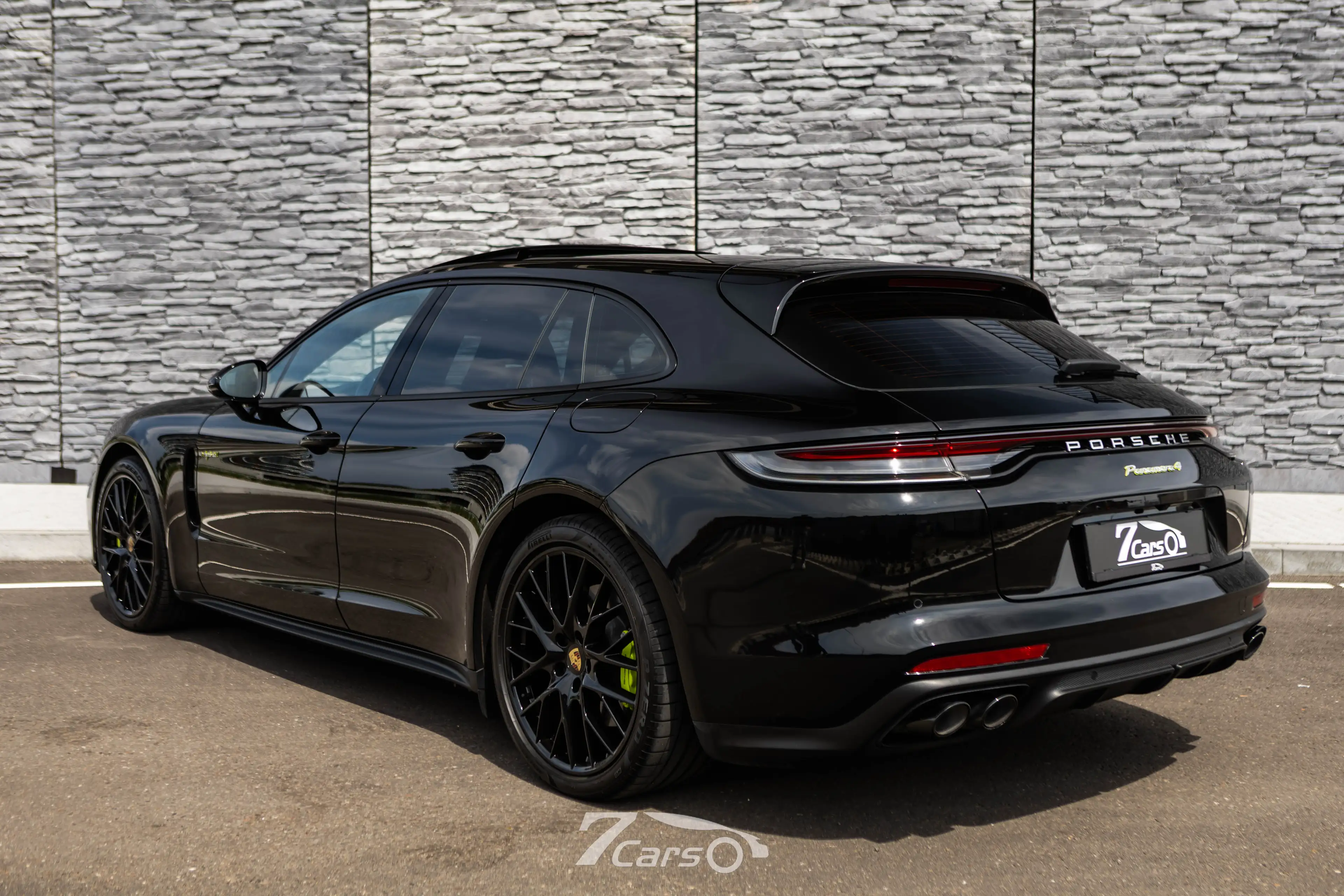 Porsche Panamera 4 E-Hybrid Sport Turismo Full Black — photo 2