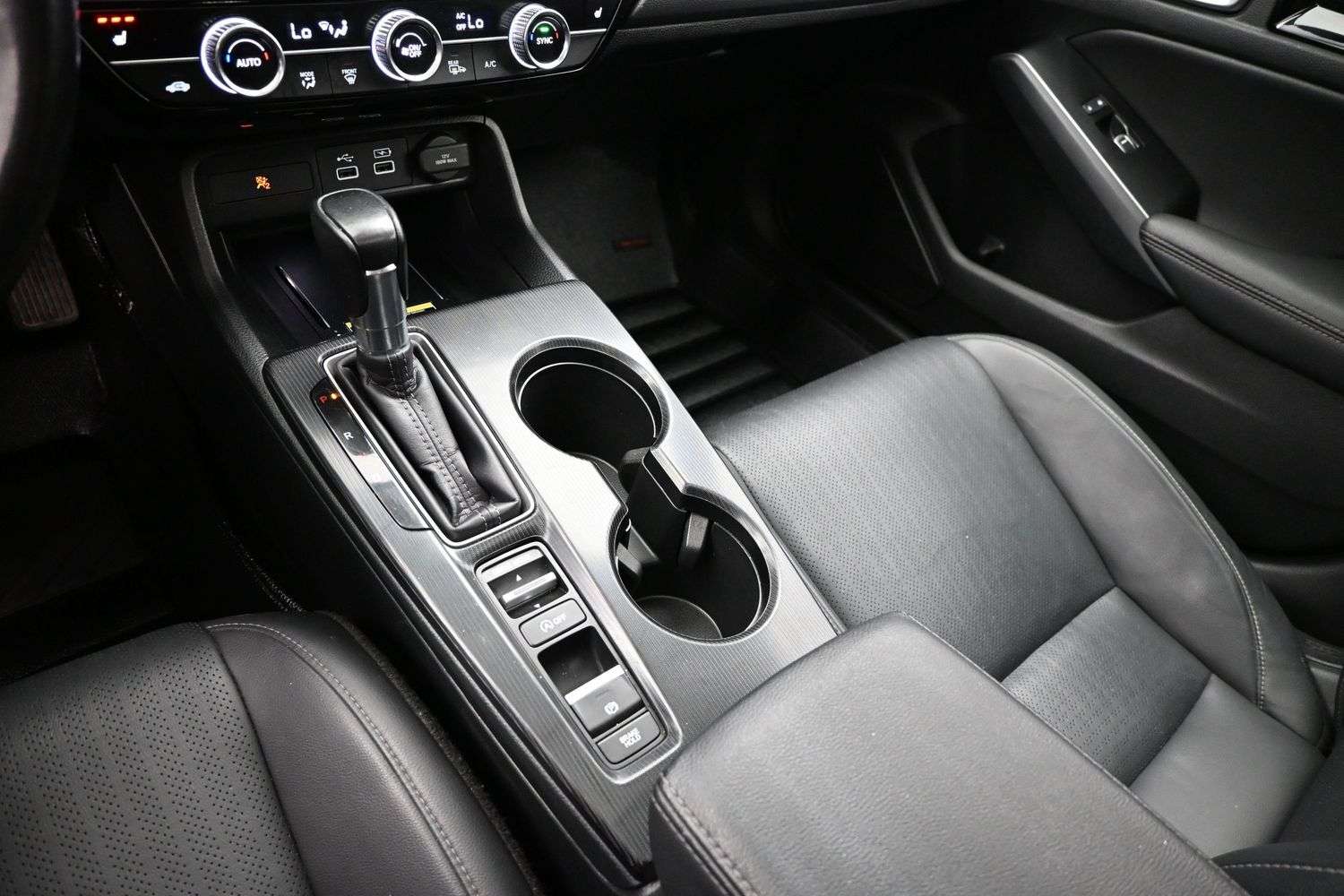2023 Honda Civic Touring Bose Audio, Wireless Apple, Navigation thumb 9