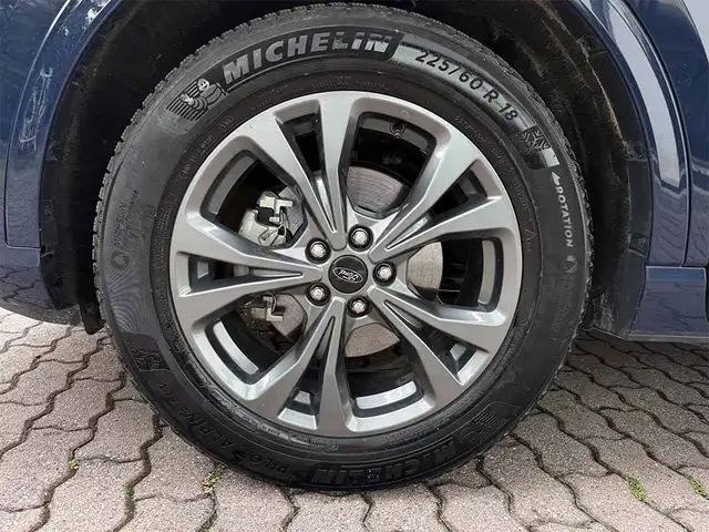 Ford Kuga view 9