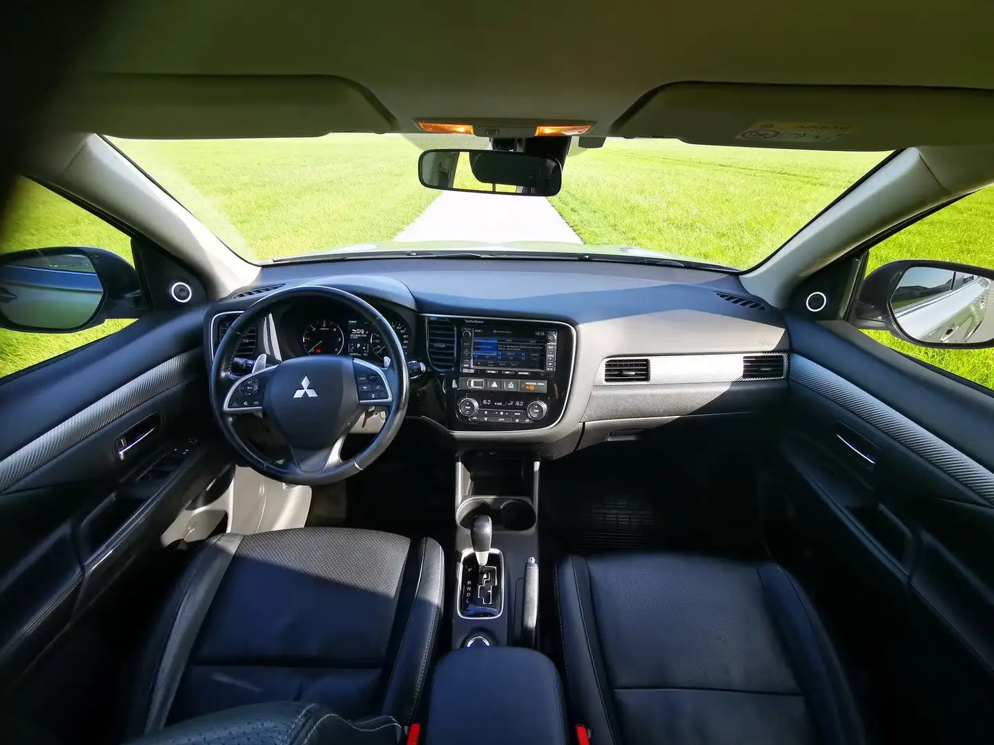 Mitsubishi Outlander Gris - 2