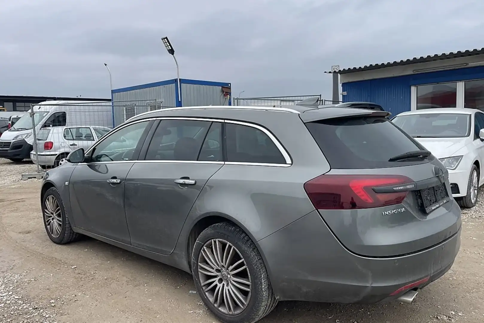 Opel Insignia ST 2,0 CDTI Ecotec Allrad Sport Start/Stop System Grau - 2