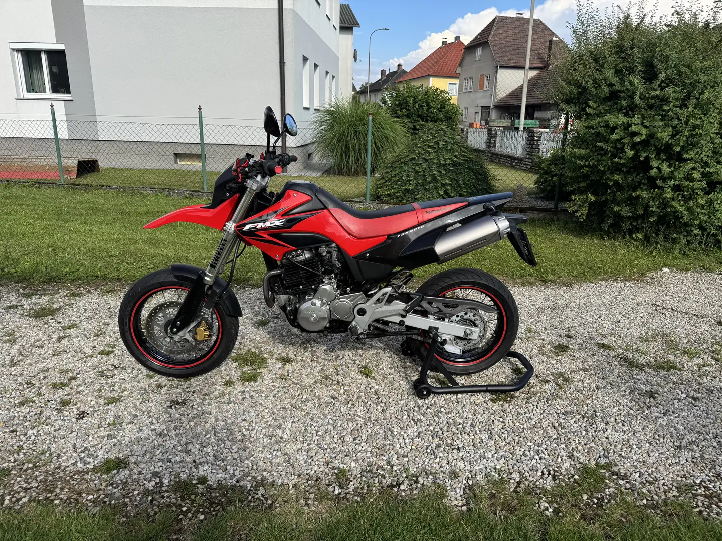 Honda FMX 650 Rouge - 2