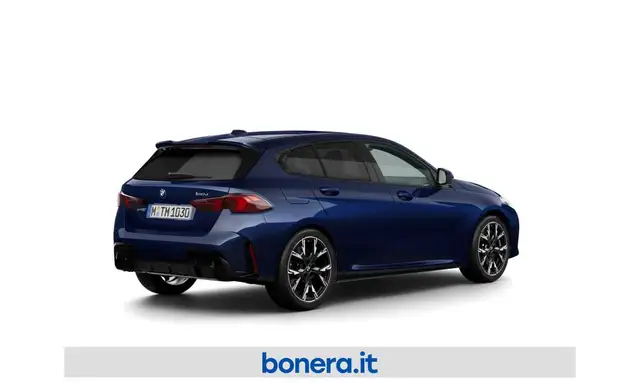 BMW 1 Series view 2