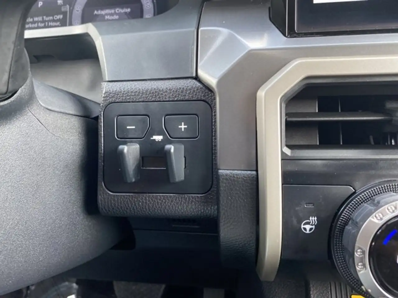 Toyota Tacoma снимка Toyota Tacoma
