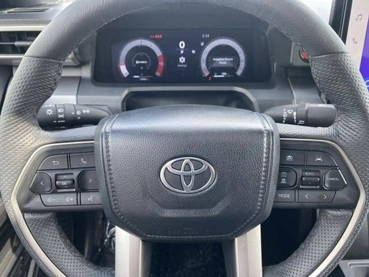 Toyota Tacoma снимка Toyota Tacoma