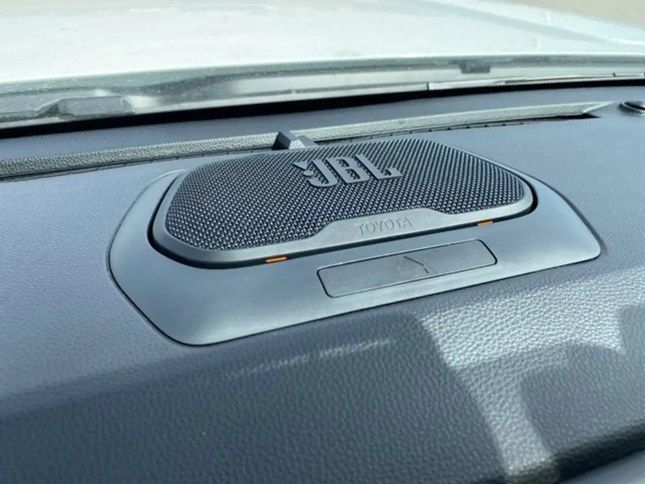 Toyota Tacoma снимка Toyota Tacoma