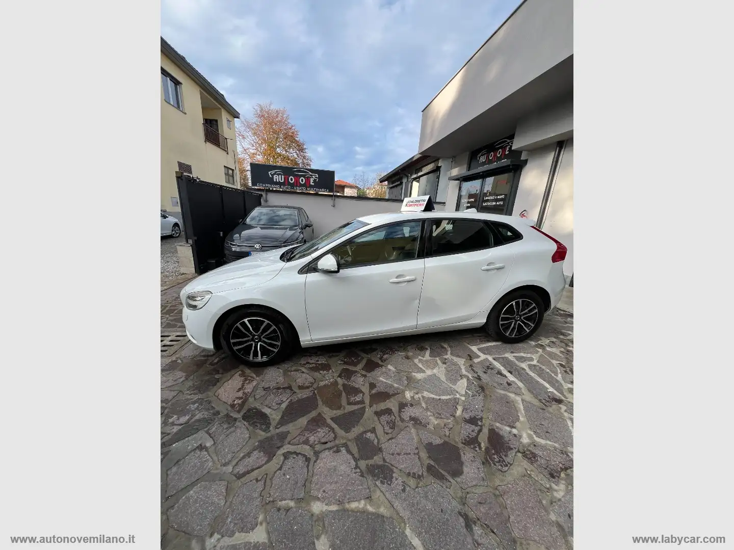 Volvo V40 T2 Geartronic Business Plus PREZZO REALE-WWW.AUTON Bianco - 2