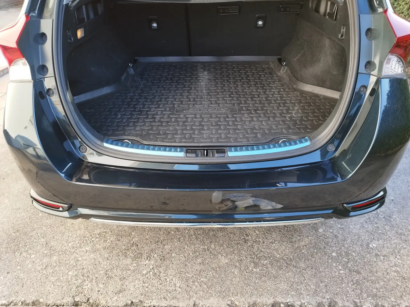 Toyota Auris Auris II Touring Sports 1.8h Lounge Blu/Azzurro - 2