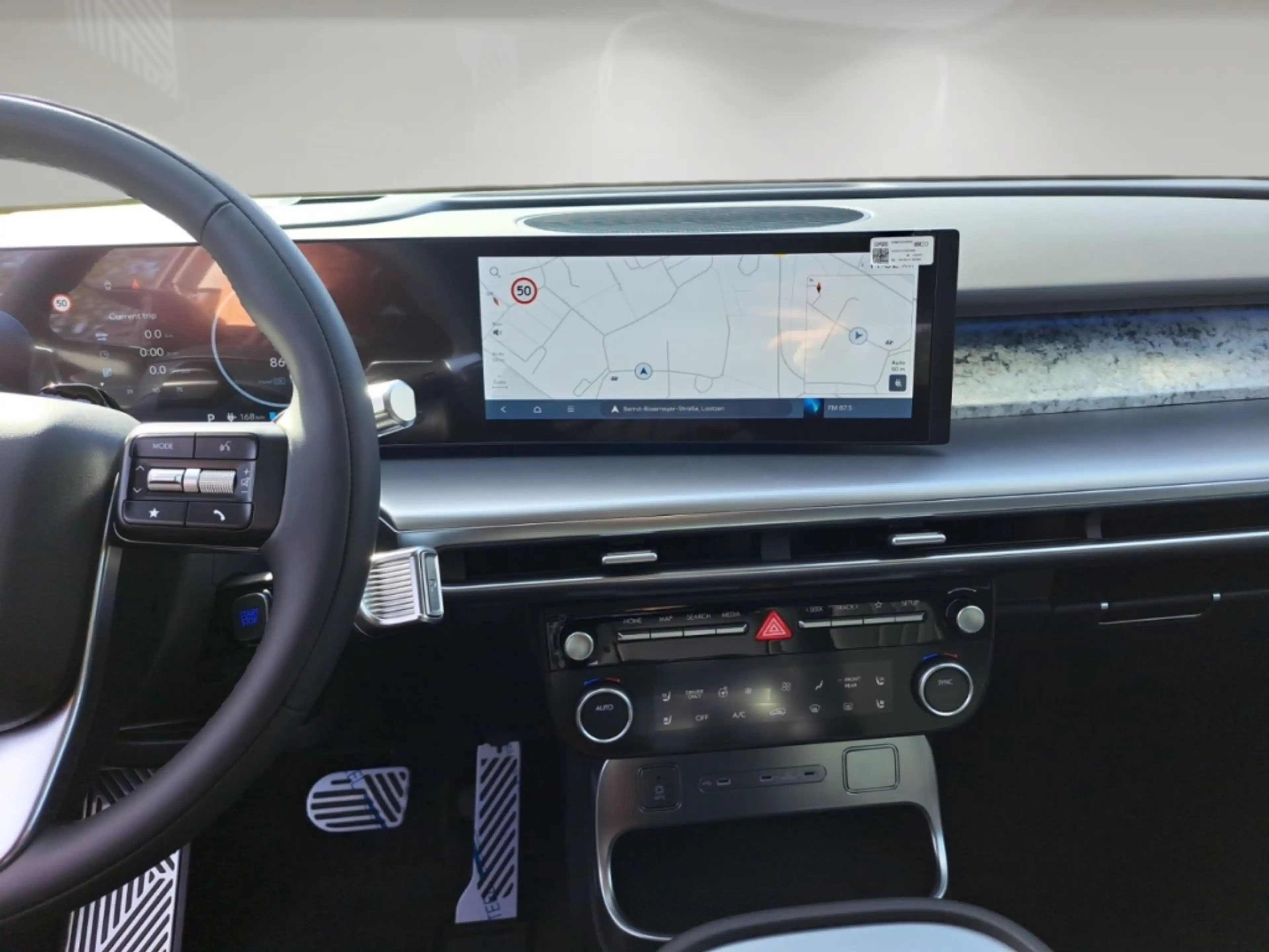 Hyundai IONIQ 9 110 kWh UNIQ Performance Bose 360°Kamera Matrix-LE — photo 9