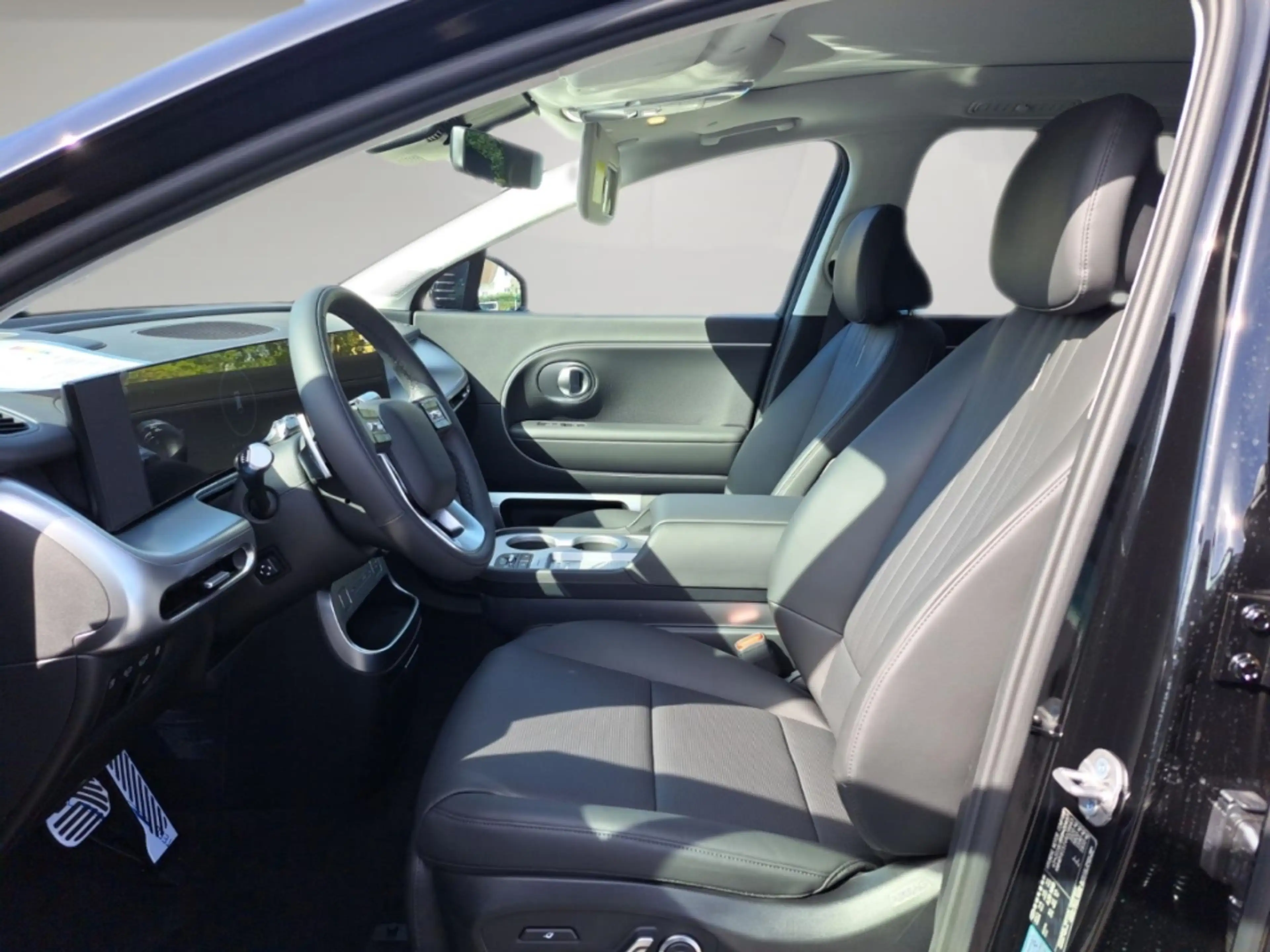 Hyundai IONIQ 9 110 kWh UNIQ Performance Bose 360°Kamera Matrix-LE — photo 7