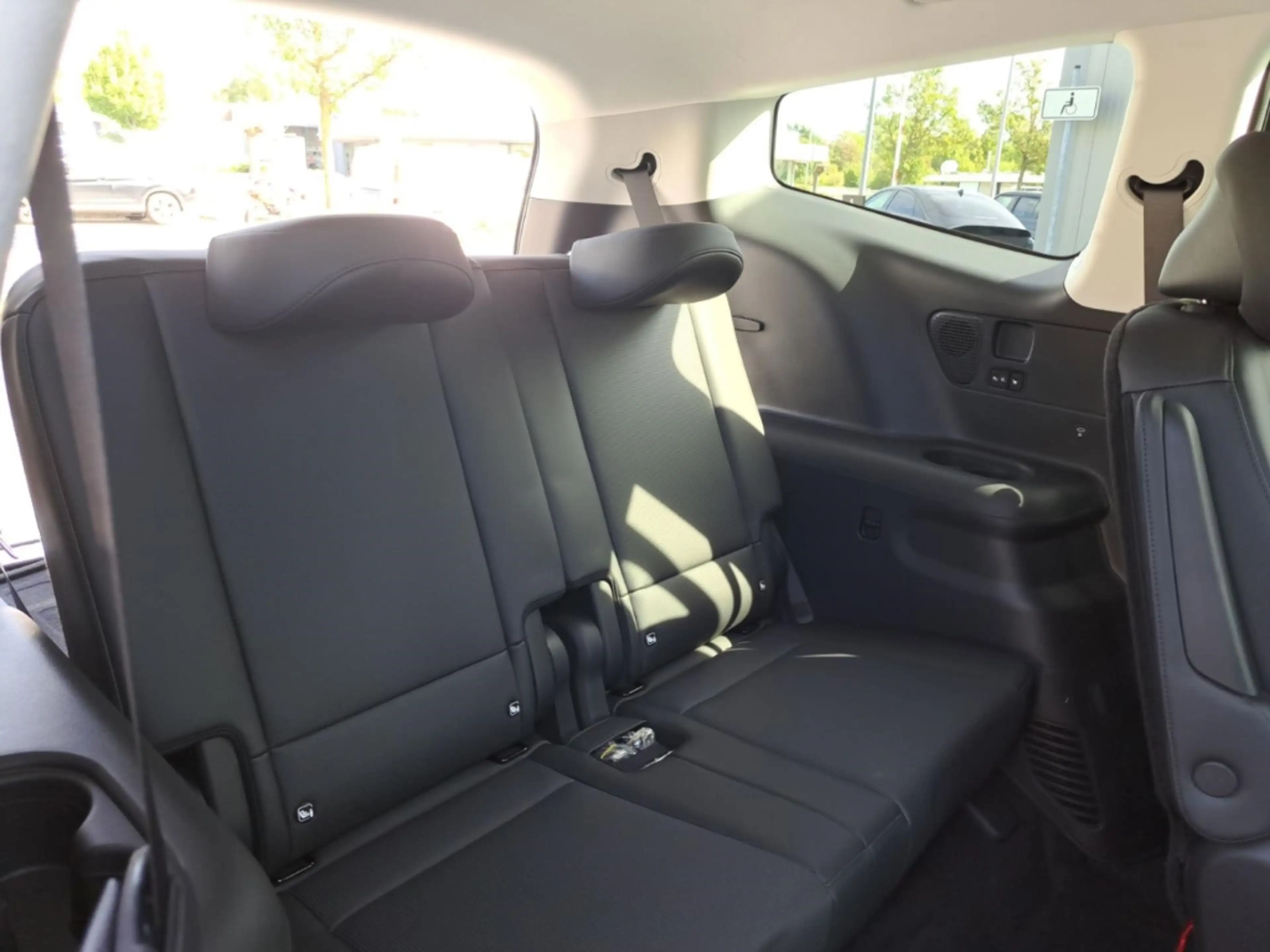 Hyundai IONIQ 9 110 kWh UNIQ Performance Bose 360°Kamera Matrix-LE — photo 15