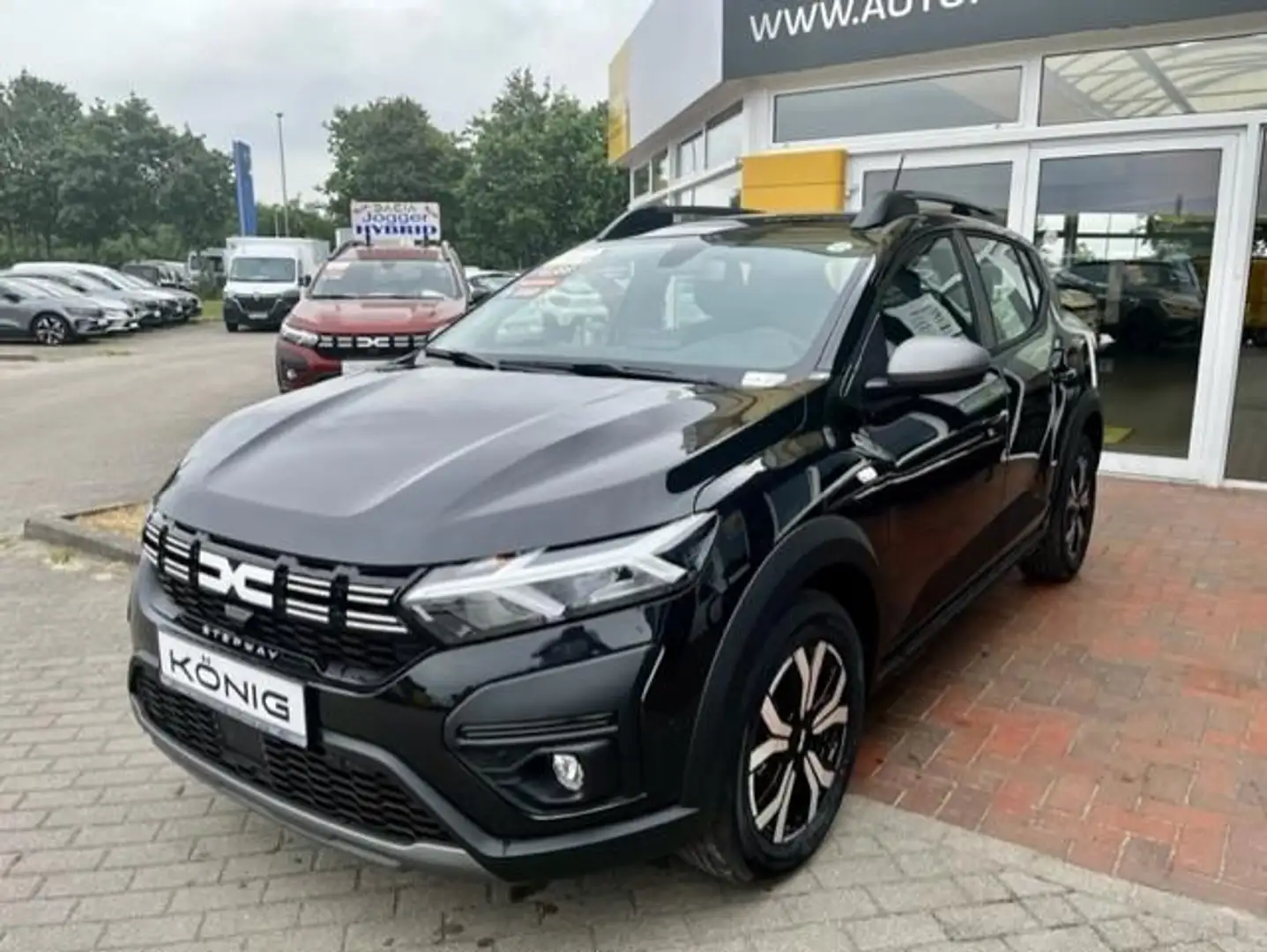 Dacia Sandero Stepway Expression TCe 100 ECO-G Schwarz - 1