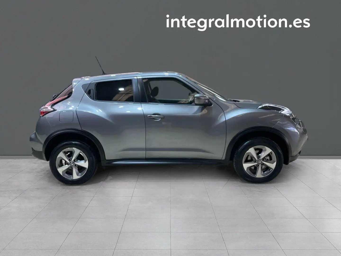 Nissan Juke G E6D-Temp 83 kW (112 CV) 5M/T ACENTA Gri - 2