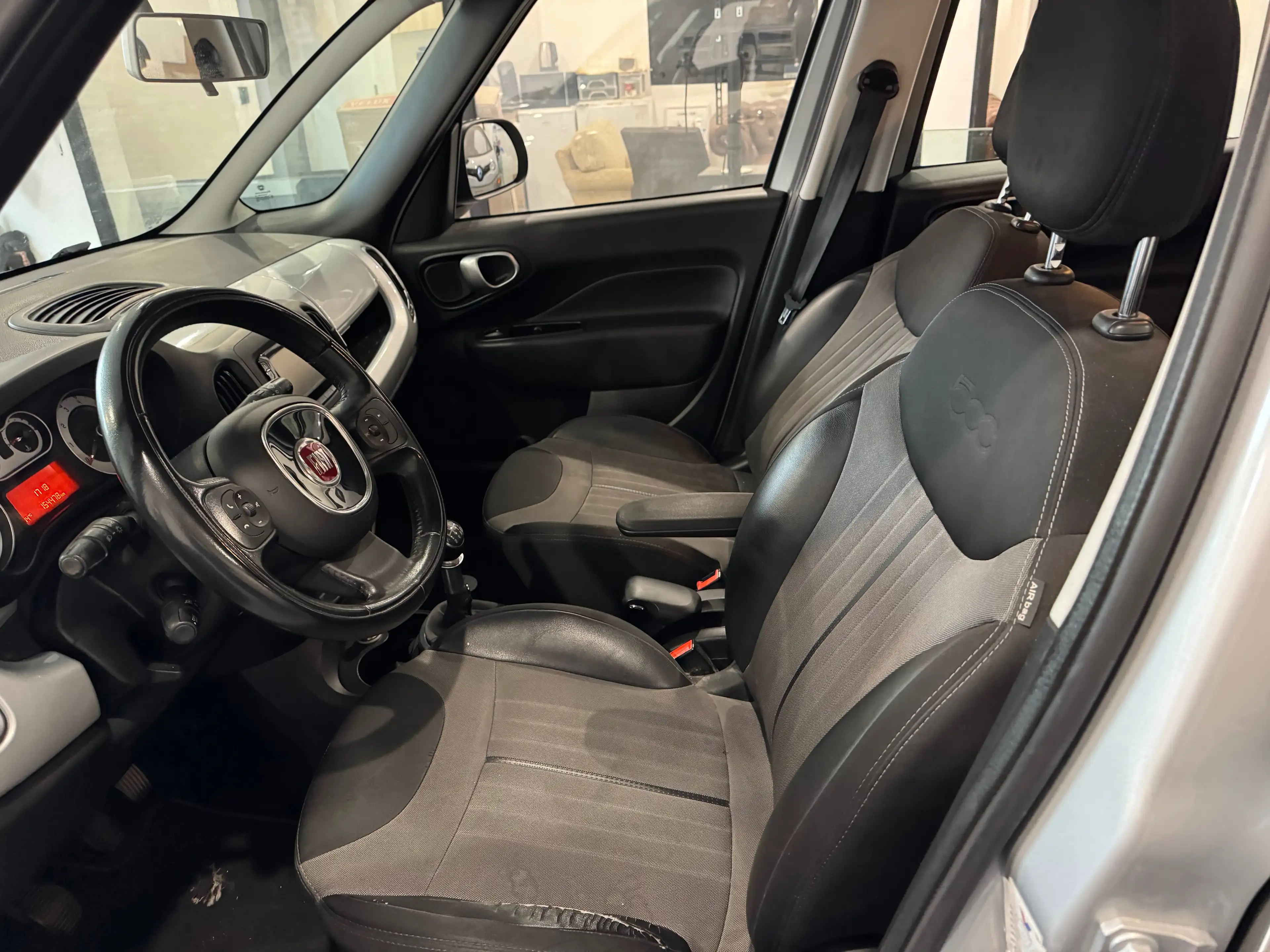 Fiat 500L 500L Living 1.4i Euro 6b 5pl full service — photo 8