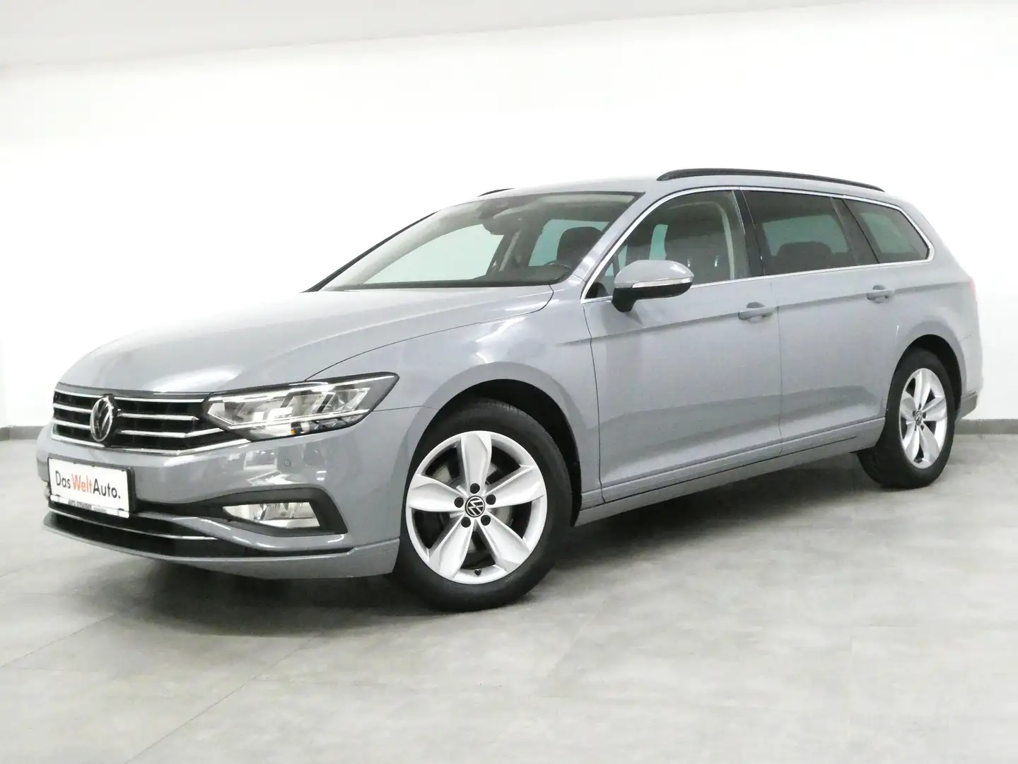 Volkswagen Passat Variant 2,0 TDI DSG LED Navi Ahk ACC DAB R-Kamera App Shz Grau - 1