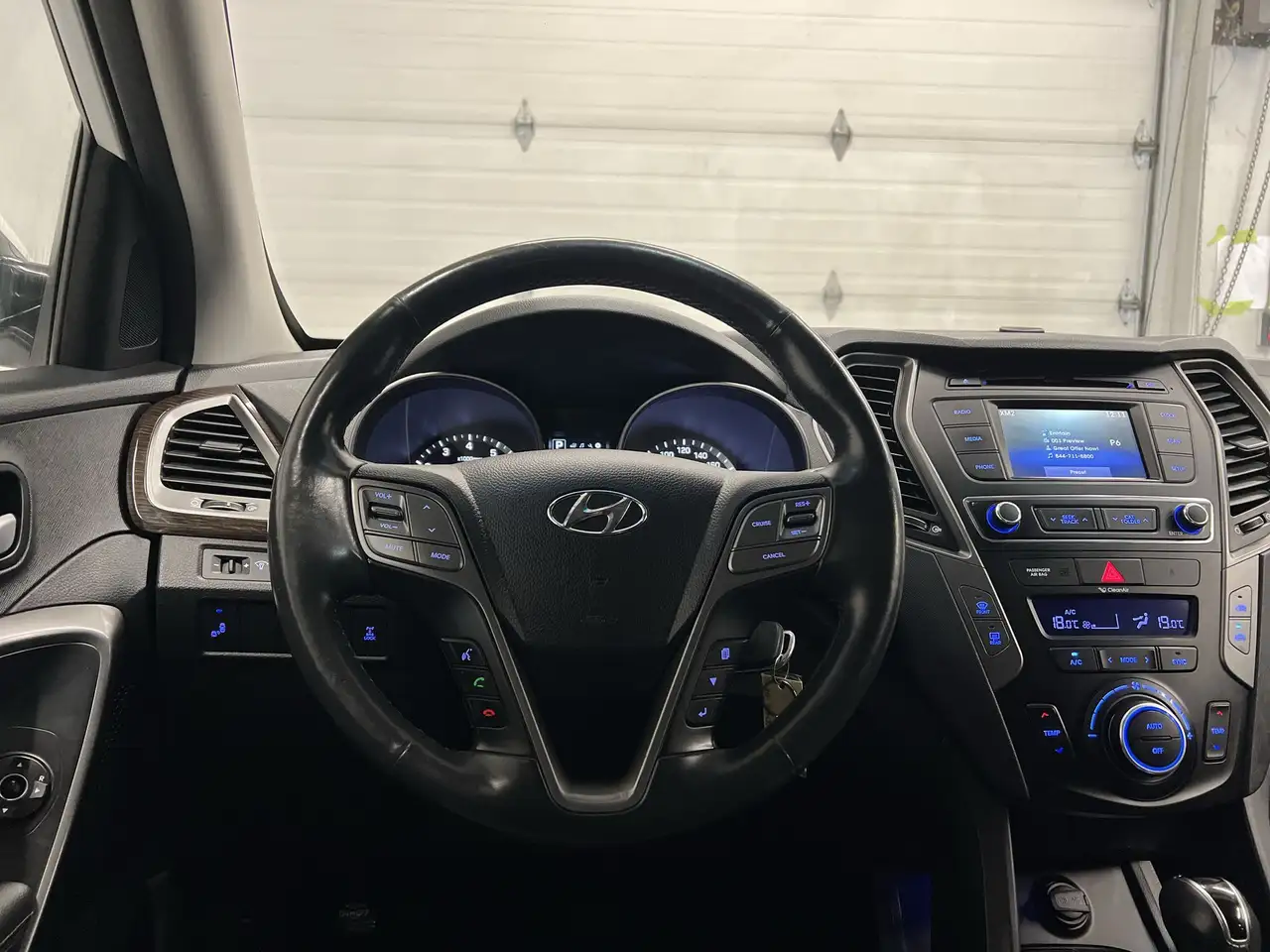 Hyundai SANTA FE снимка Hyundai SANTA FE