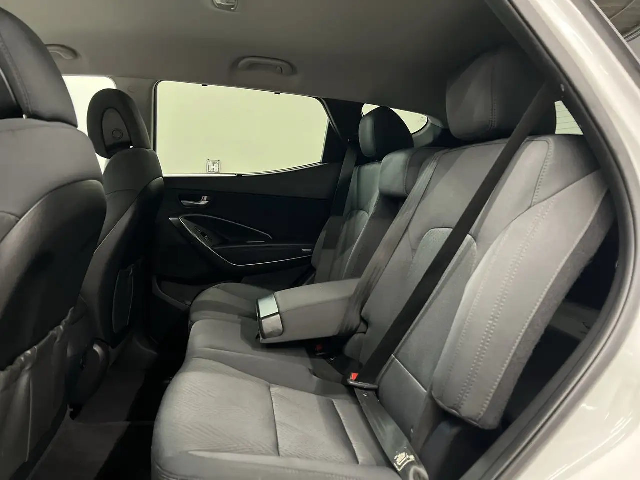 Hyundai SANTA FE снимка Hyundai SANTA FE