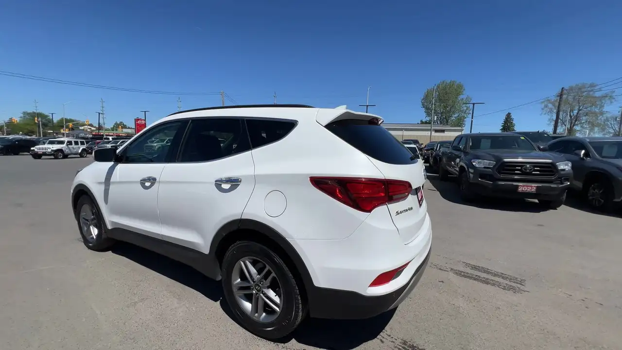 Hyundai SANTA FE снимка Hyundai SANTA FE