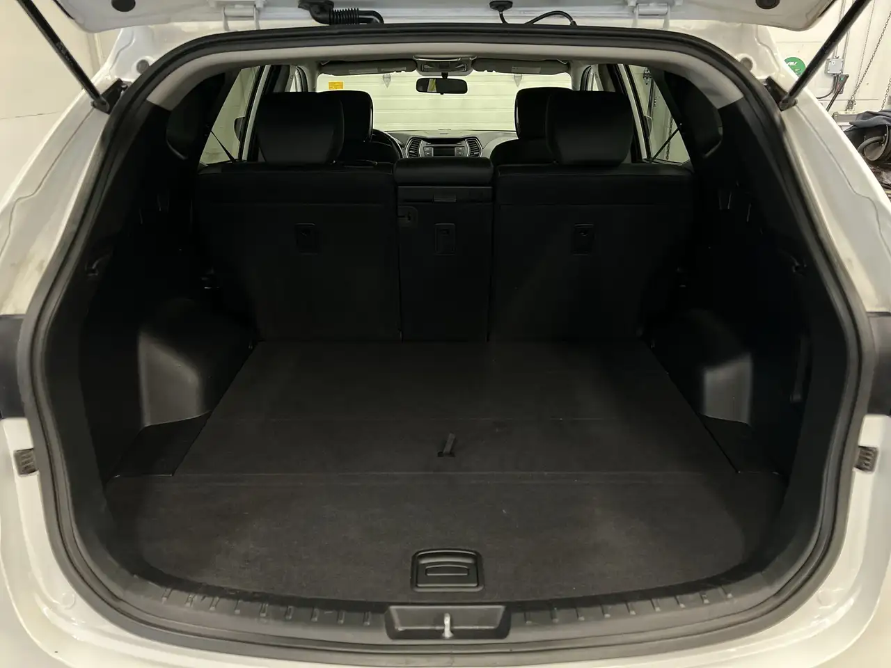 Hyundai SANTA FE снимка Hyundai SANTA FE