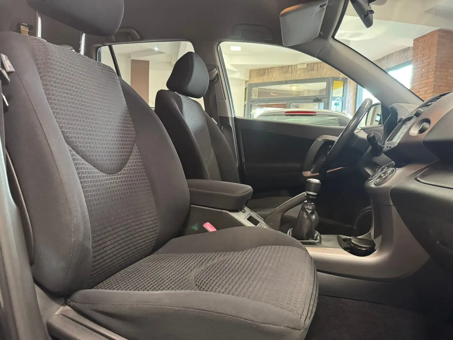 Toyota RAV 4 Crossover RAV4 2.2 d-4d Sol 136cv dpf Gris - 1