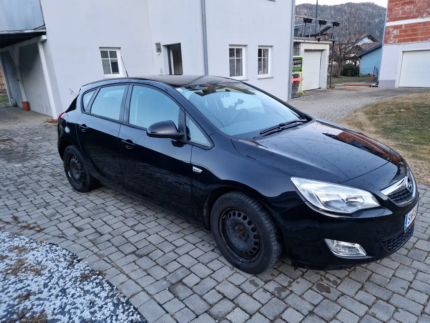 Opel Astra 1,4 Ecotec Sport Schwarz - 2