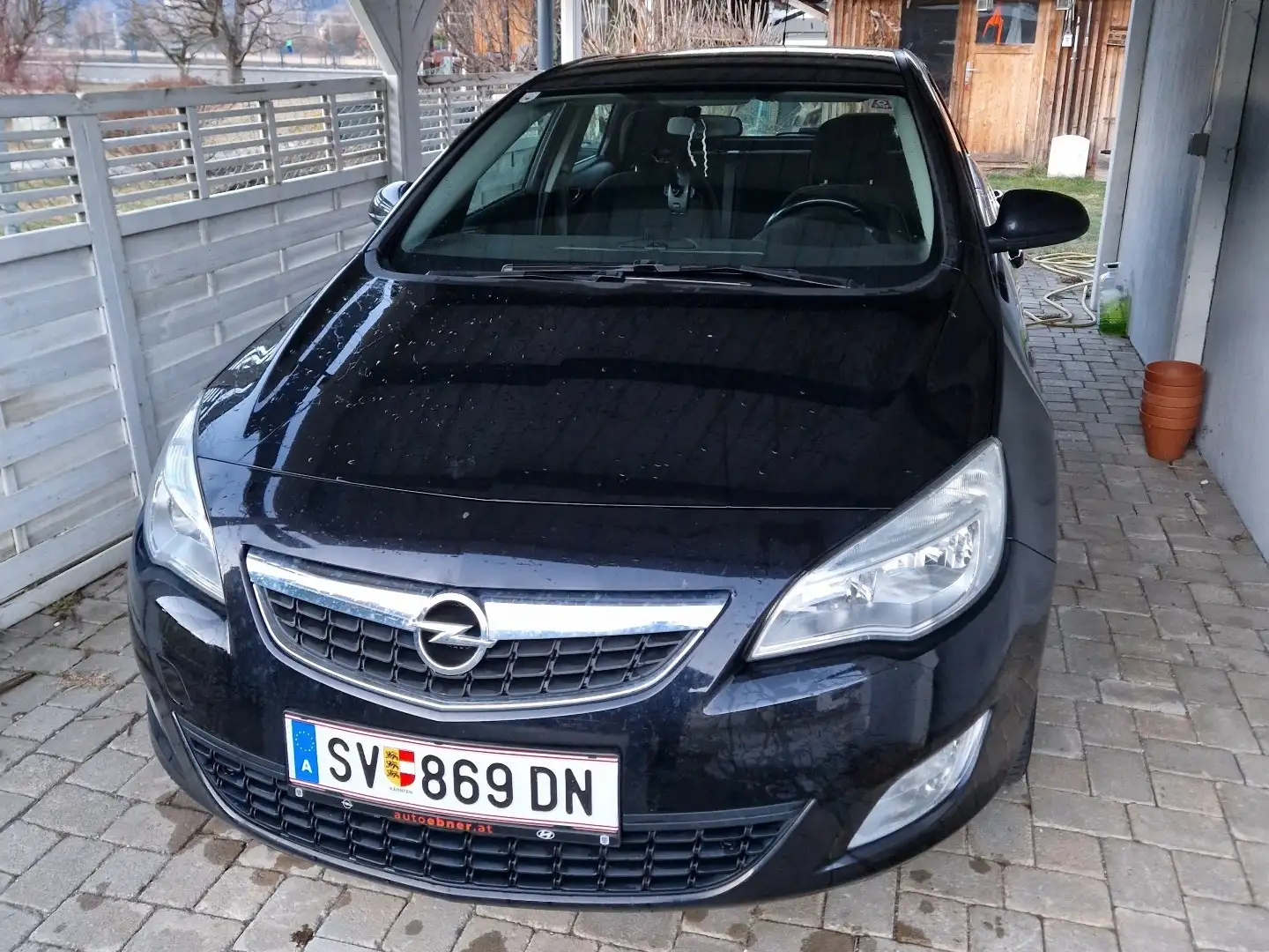Opel Astra 1,4 Ecotec Sport Schwarz - 1