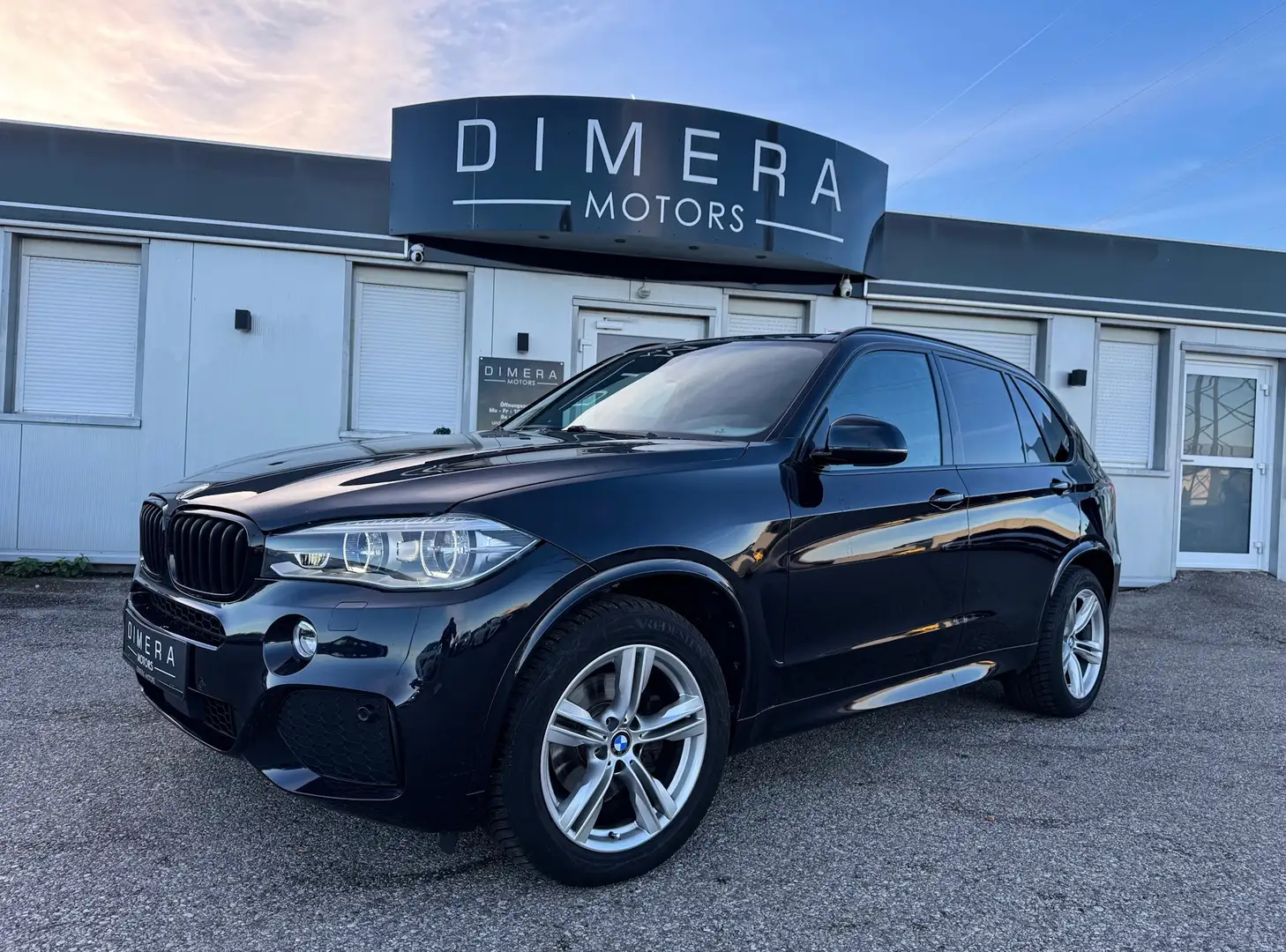 BMW X5 xDrive30d M-SPORT, LED, ACC, HUD, MEMORY, KEYLESS Schwarz - 1