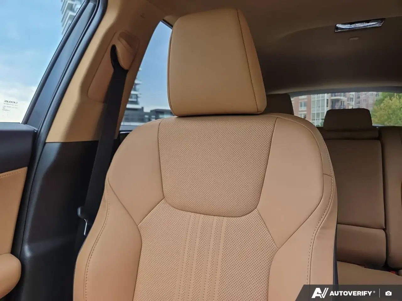 Lexus NX снимка Lexus NX