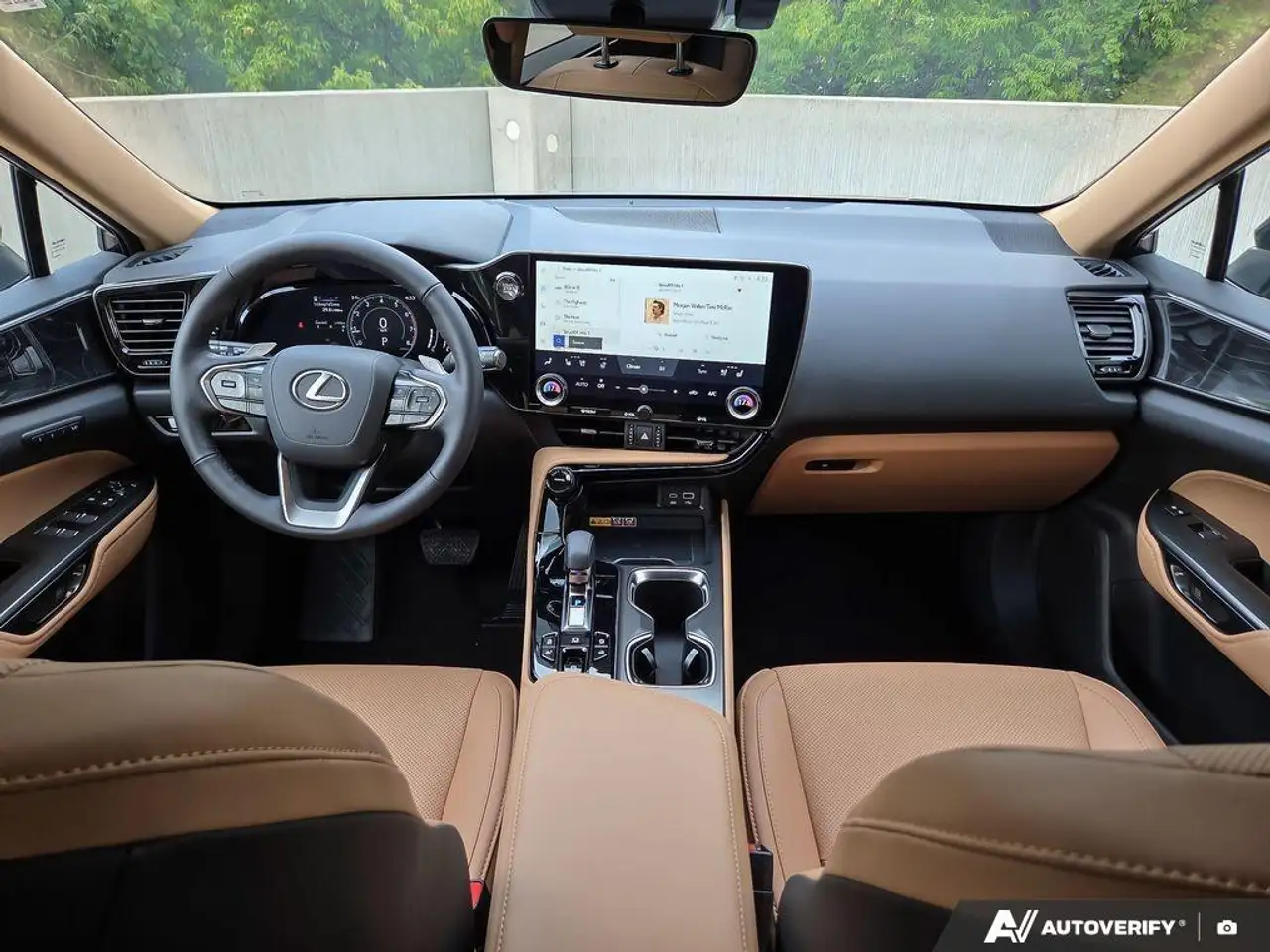 Lexus NX снимка Lexus NX