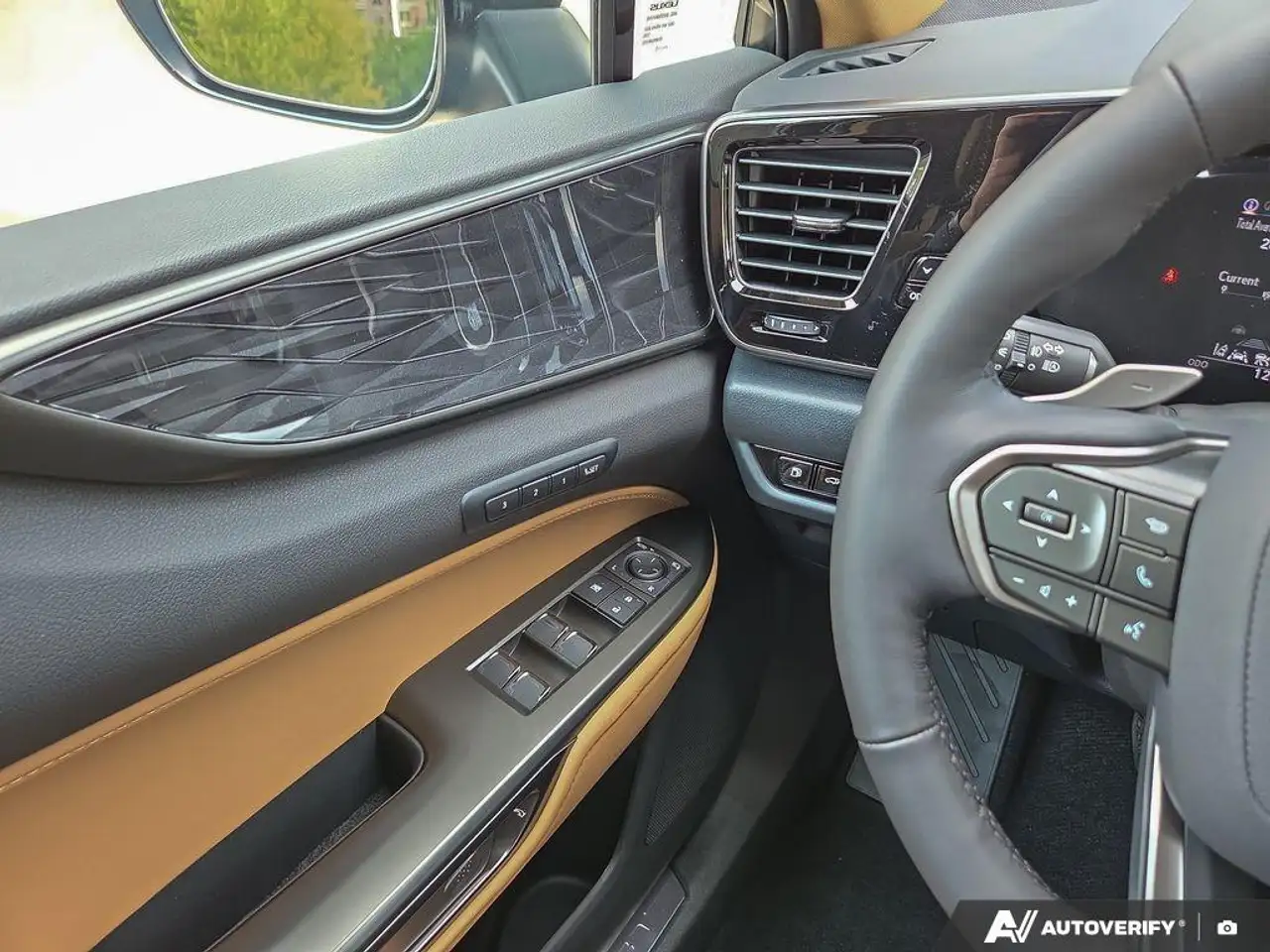 Lexus NX снимка Lexus NX