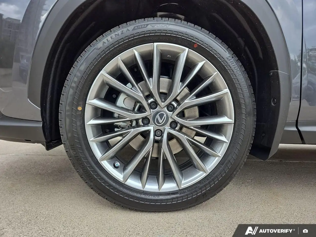 Lexus NX снимка Lexus NX