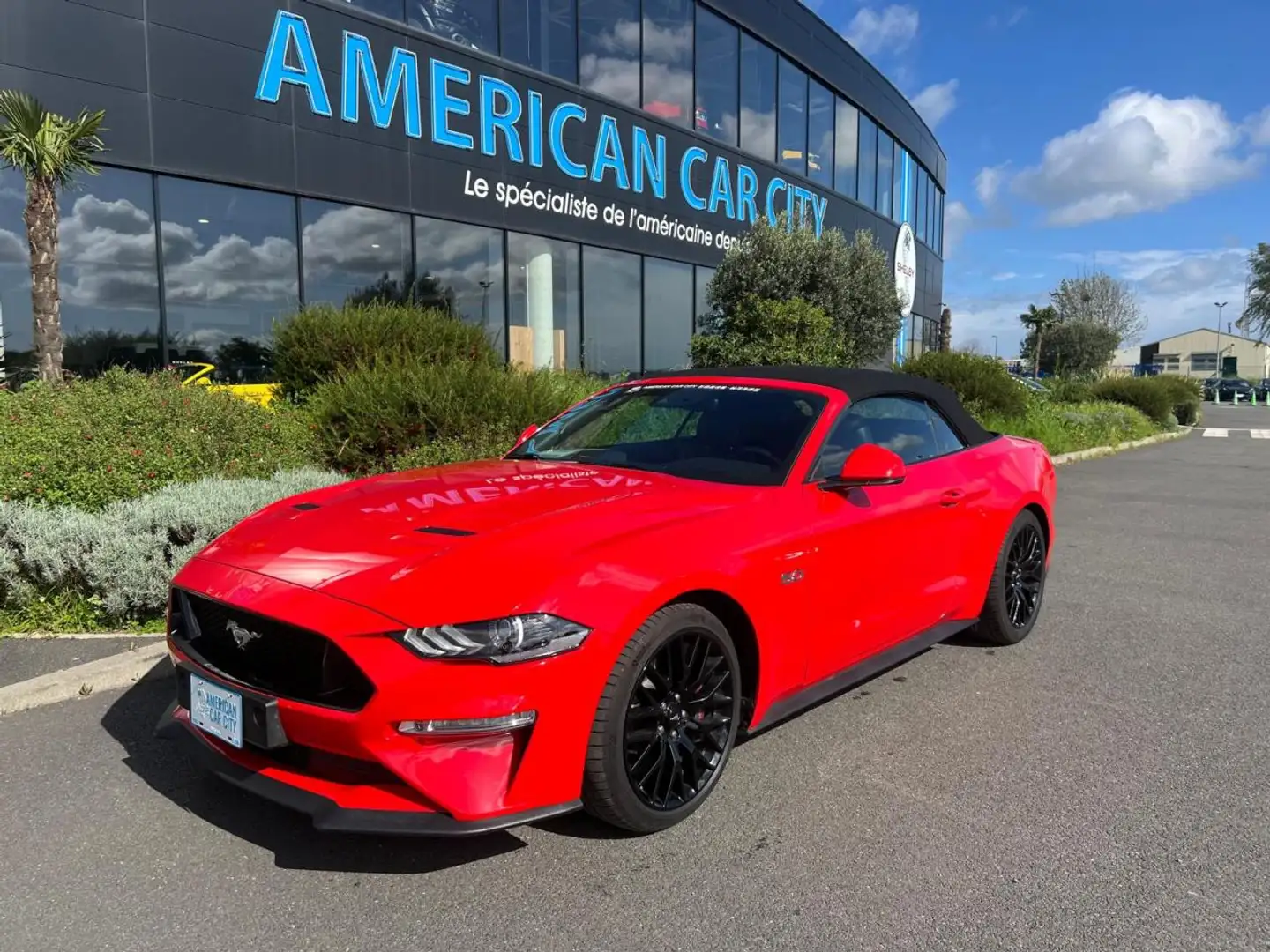 Ford Mustang GT CABRIOLET V8 5.0L Rouge - 1